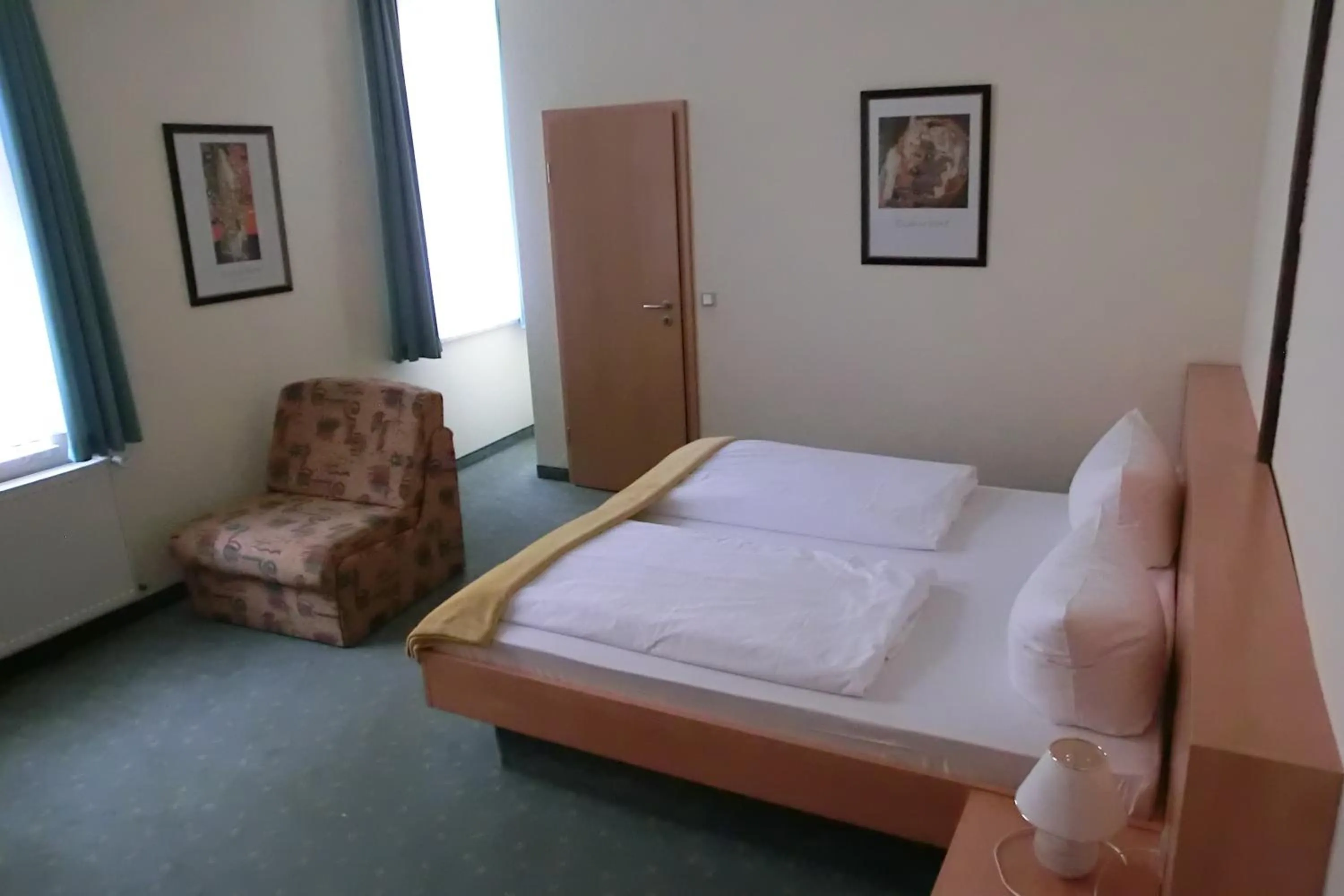 Bed in Hotel Garni am Schlosspark