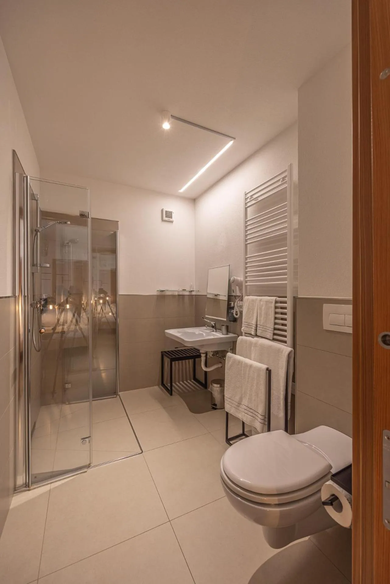 Bathroom in Giallo Dolomiti Wellness