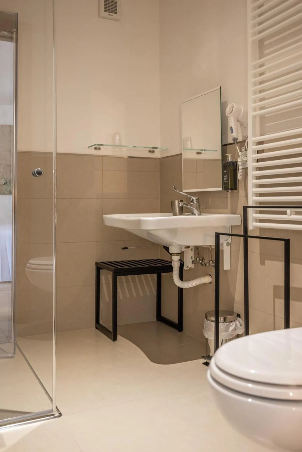 Bathroom in Giallo Dolomiti Wellness