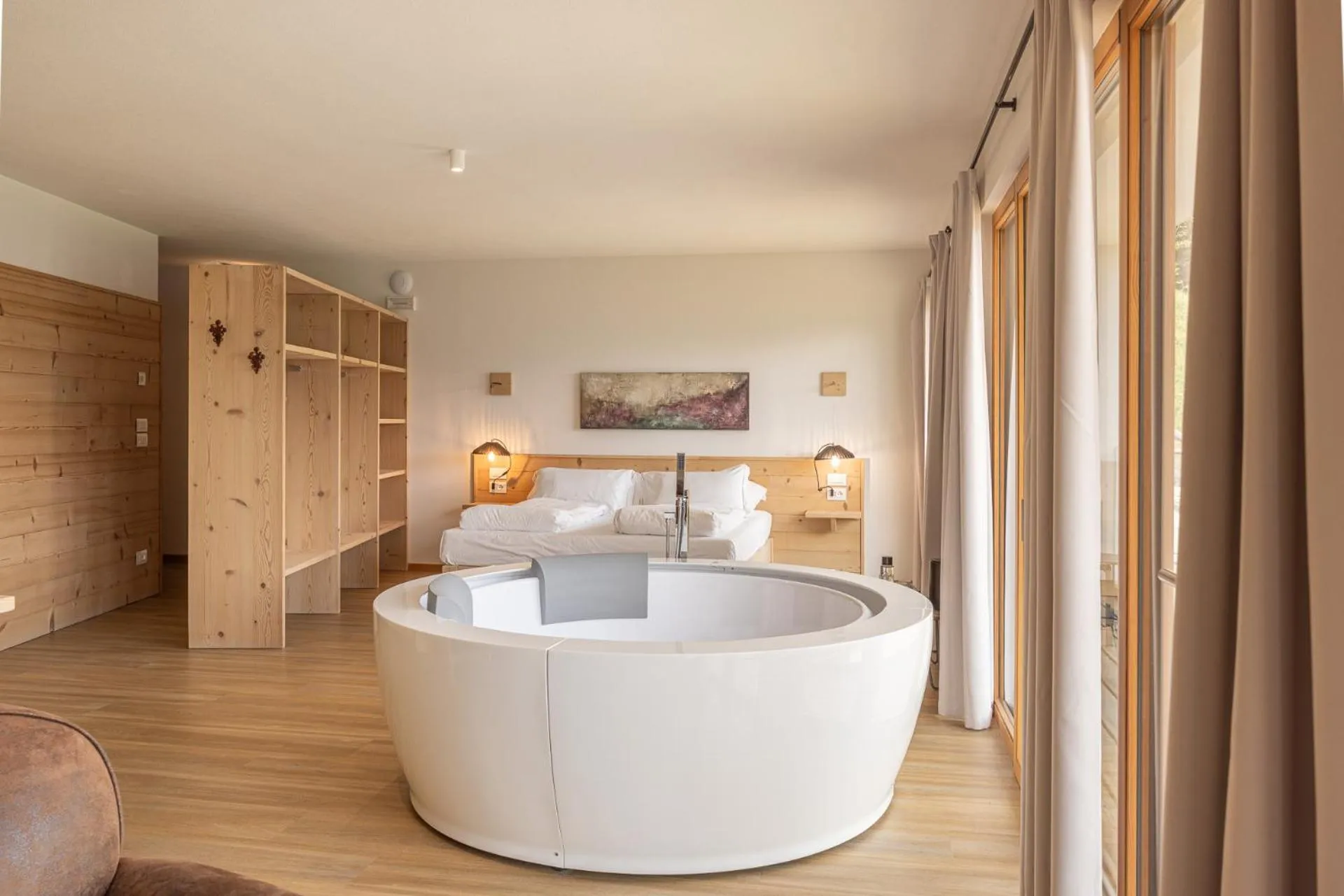 Photo of the whole room, Bed in Giallo Dolomiti Wellness