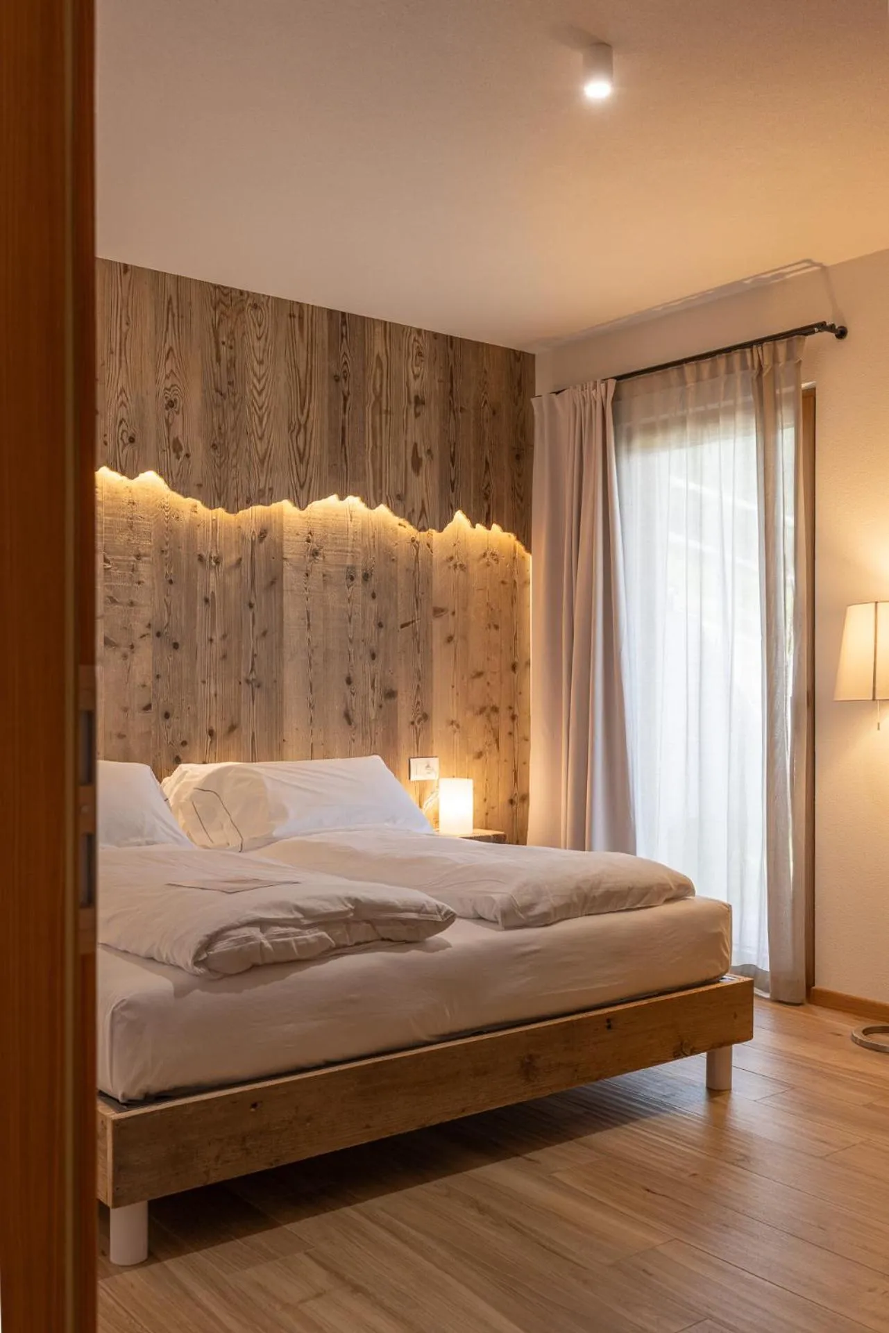 Photo of the whole room, Bed in Giallo Dolomiti Wellness