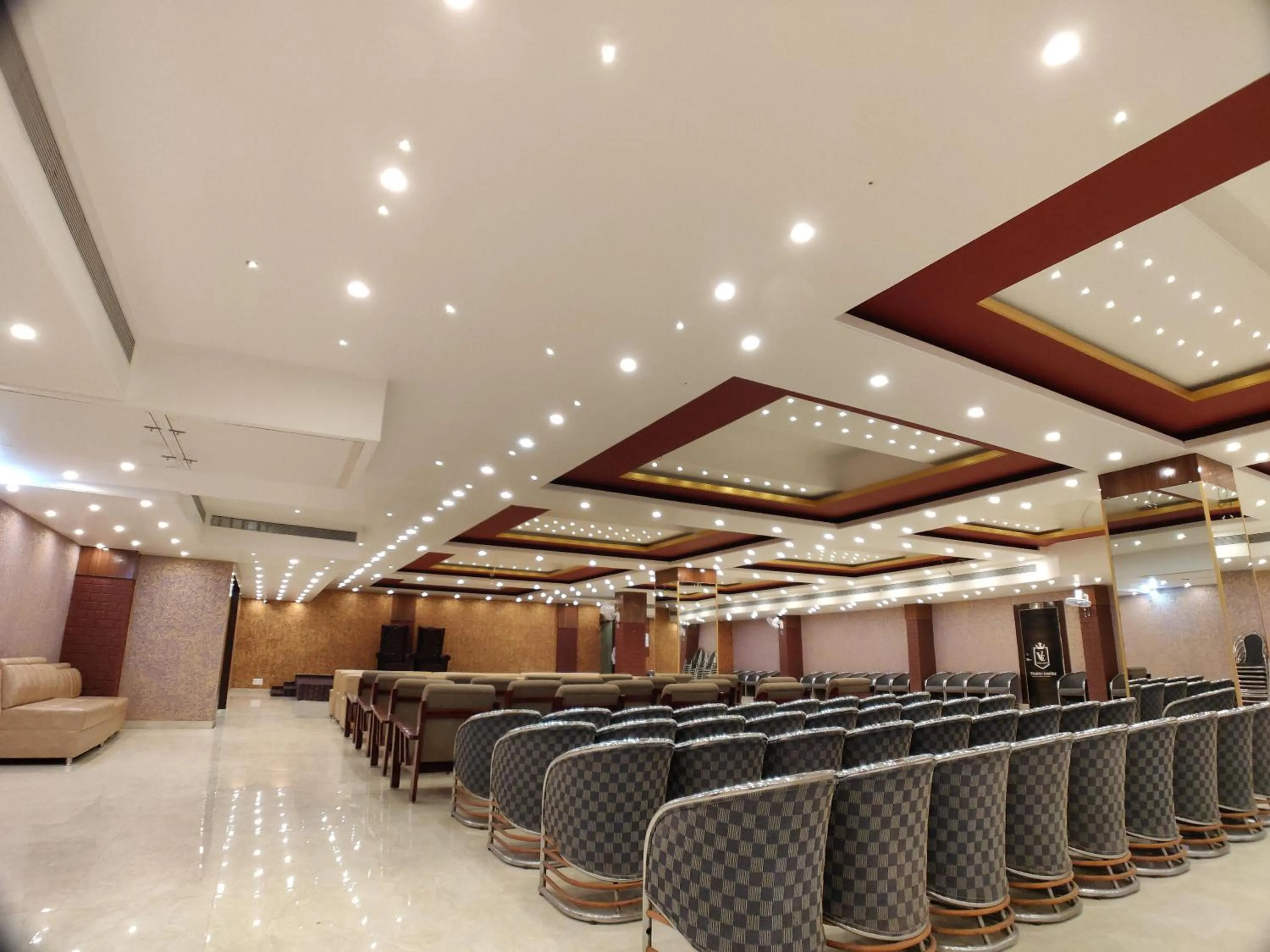 Banquet/Function facilities in Hotel Vishnu Empire