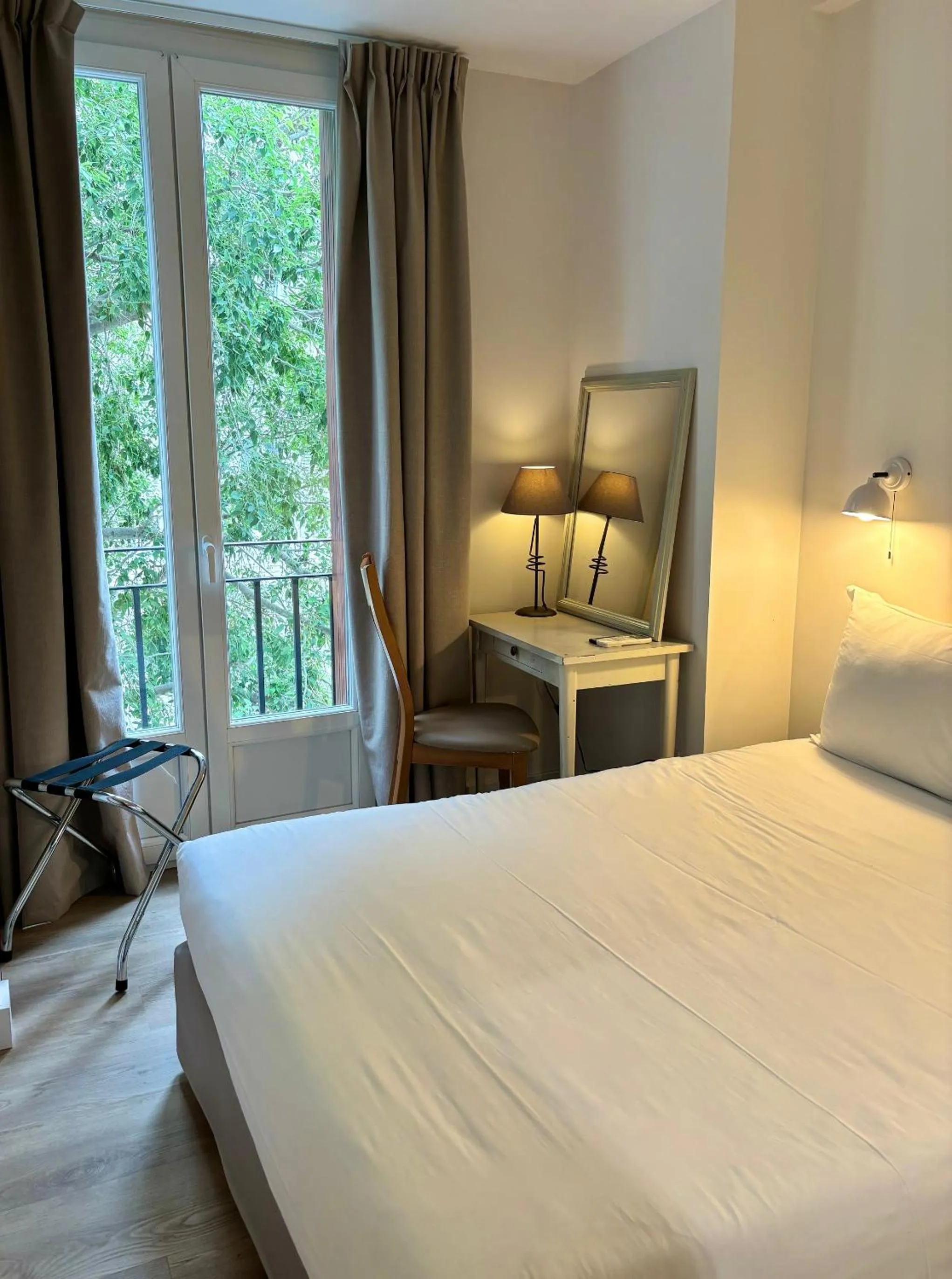 Bed in Hotel Bonaparte