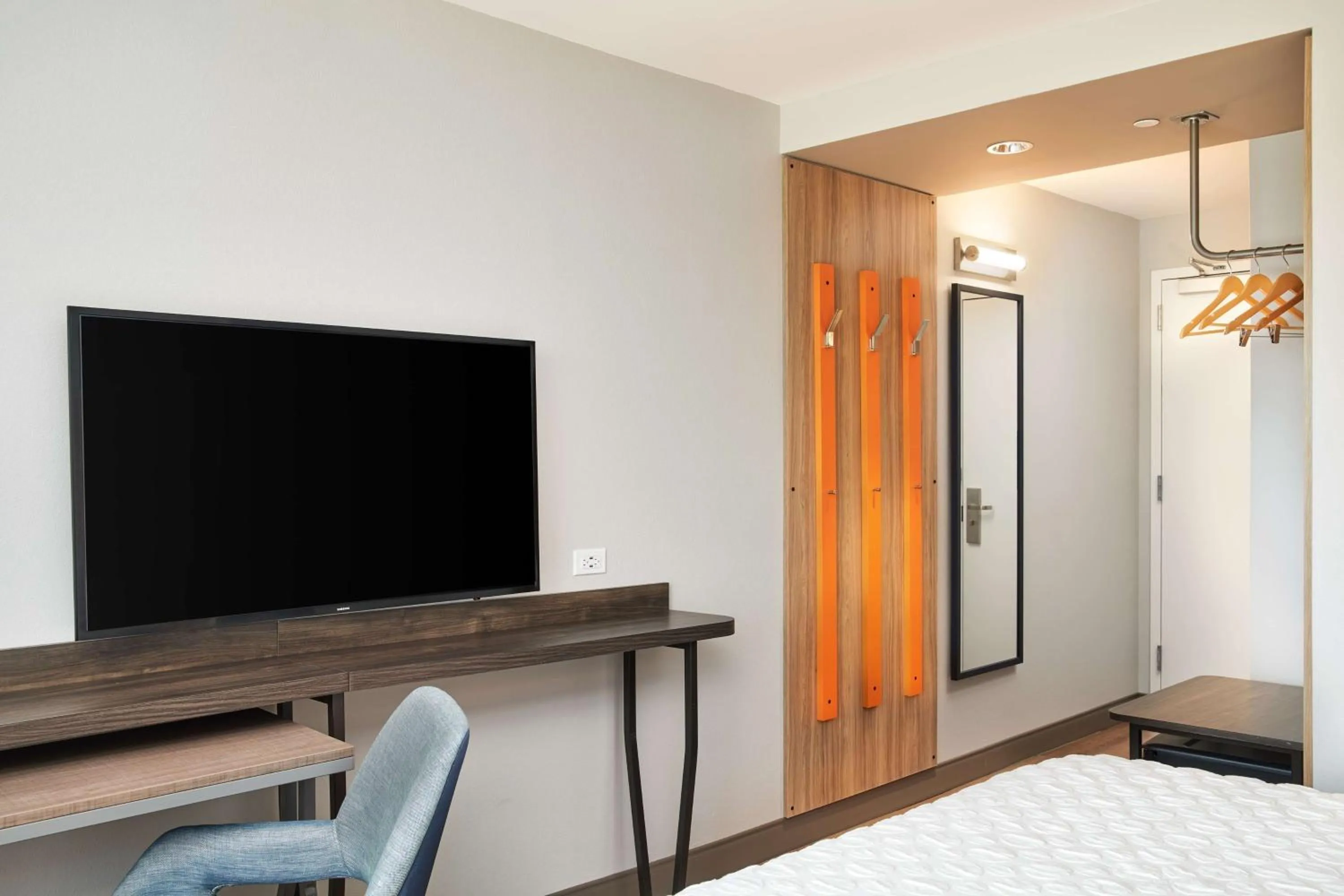 Bedroom, Bed in Tru By Hilton Ft Lauderdale Airport