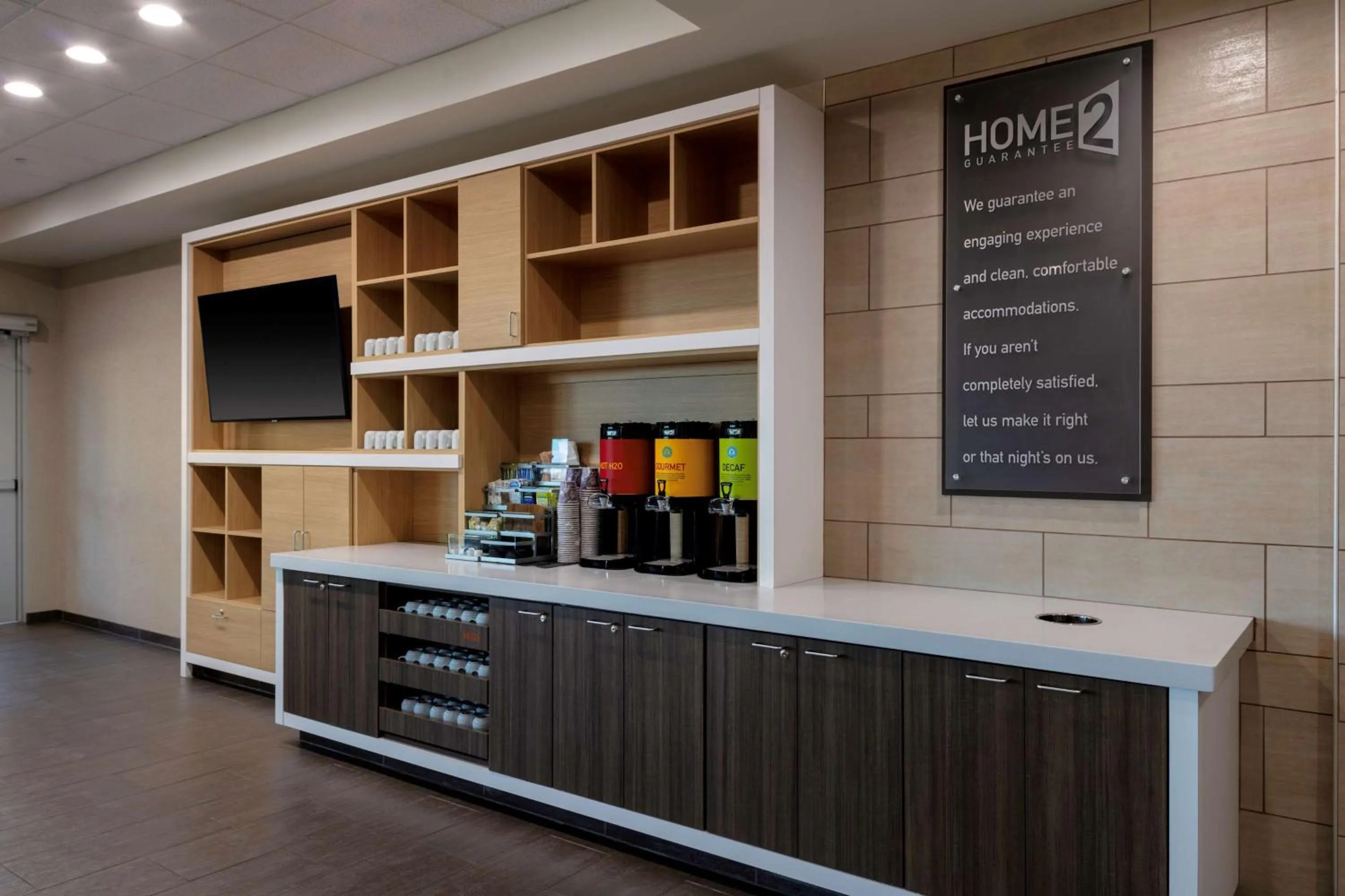 Dining area in Home2 Suites By Hilton Page Lake Powell