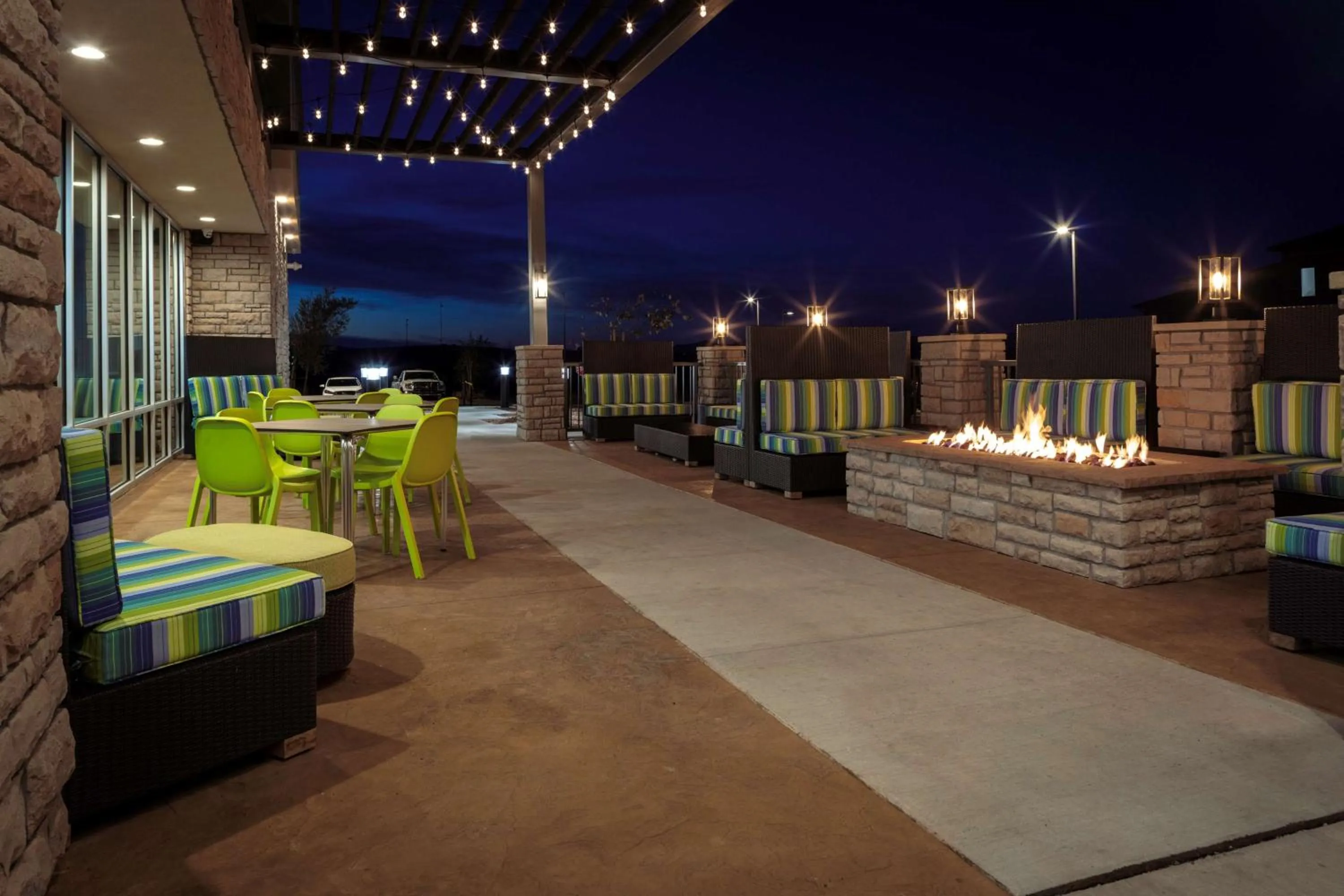 Patio in Home2 Suites By Hilton Page Lake Powell