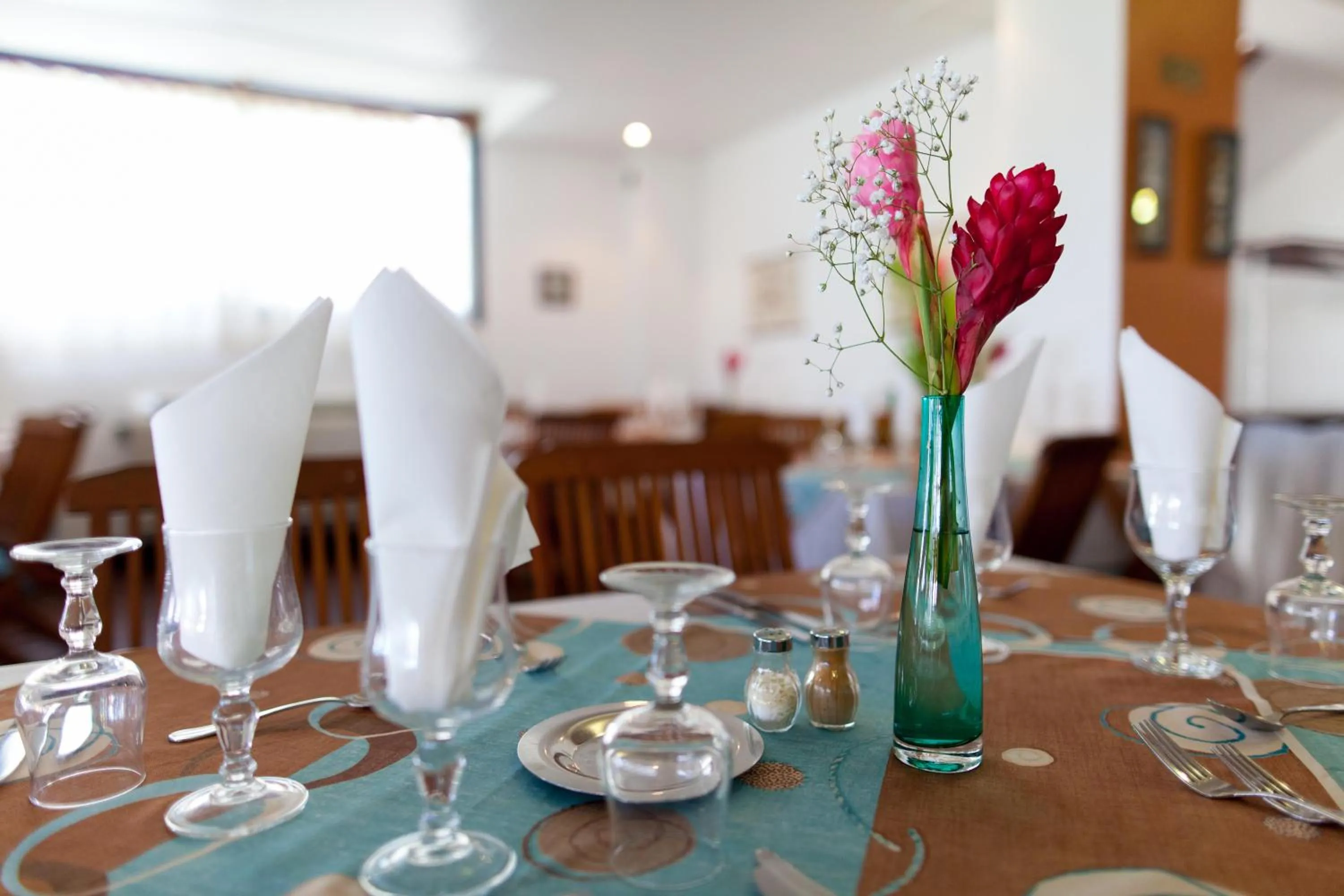 Restaurant/places to eat in Karibea Squash Hôtel