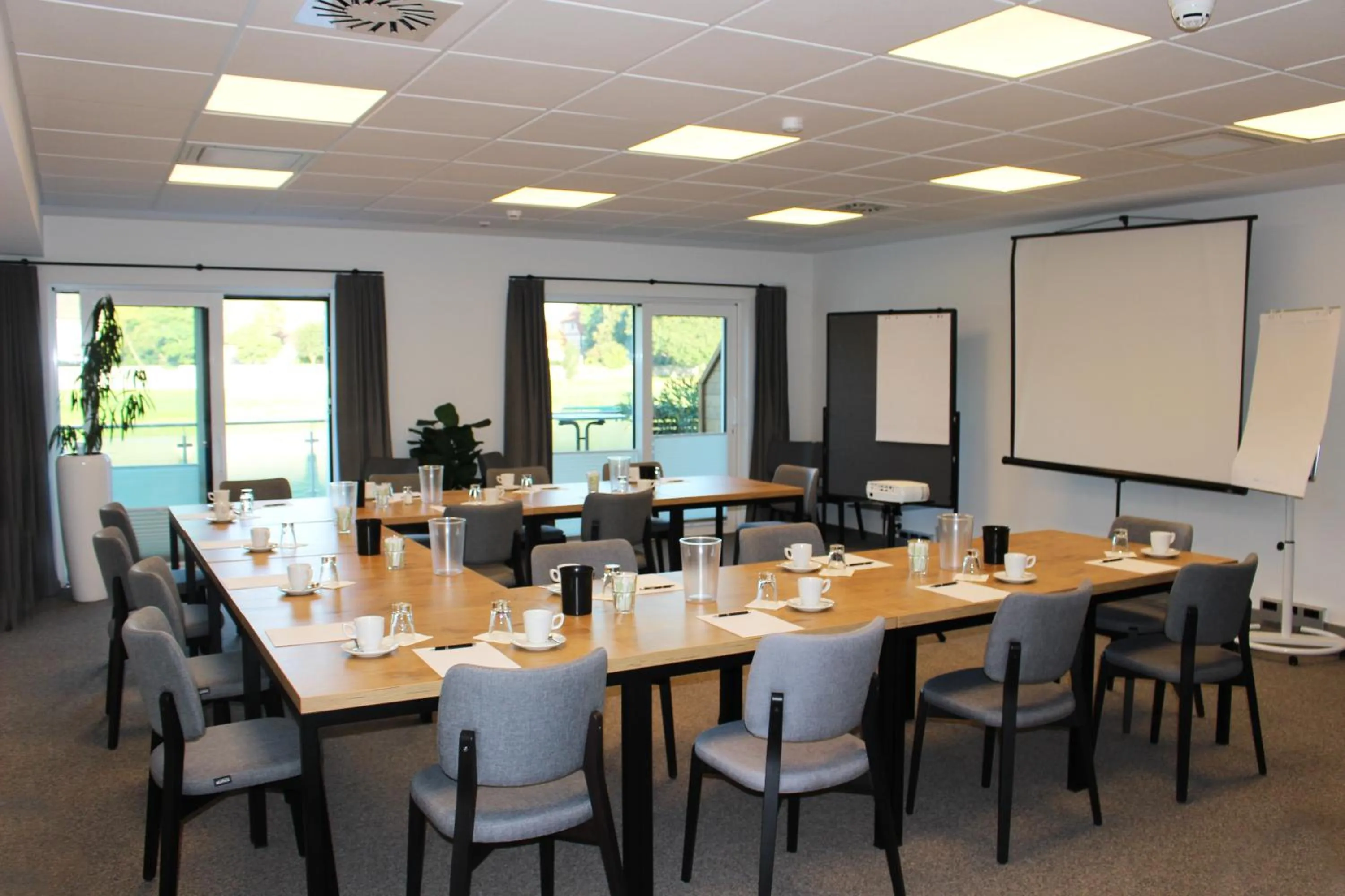 Meeting/conference room in Hotel Grohnder Fährhaus