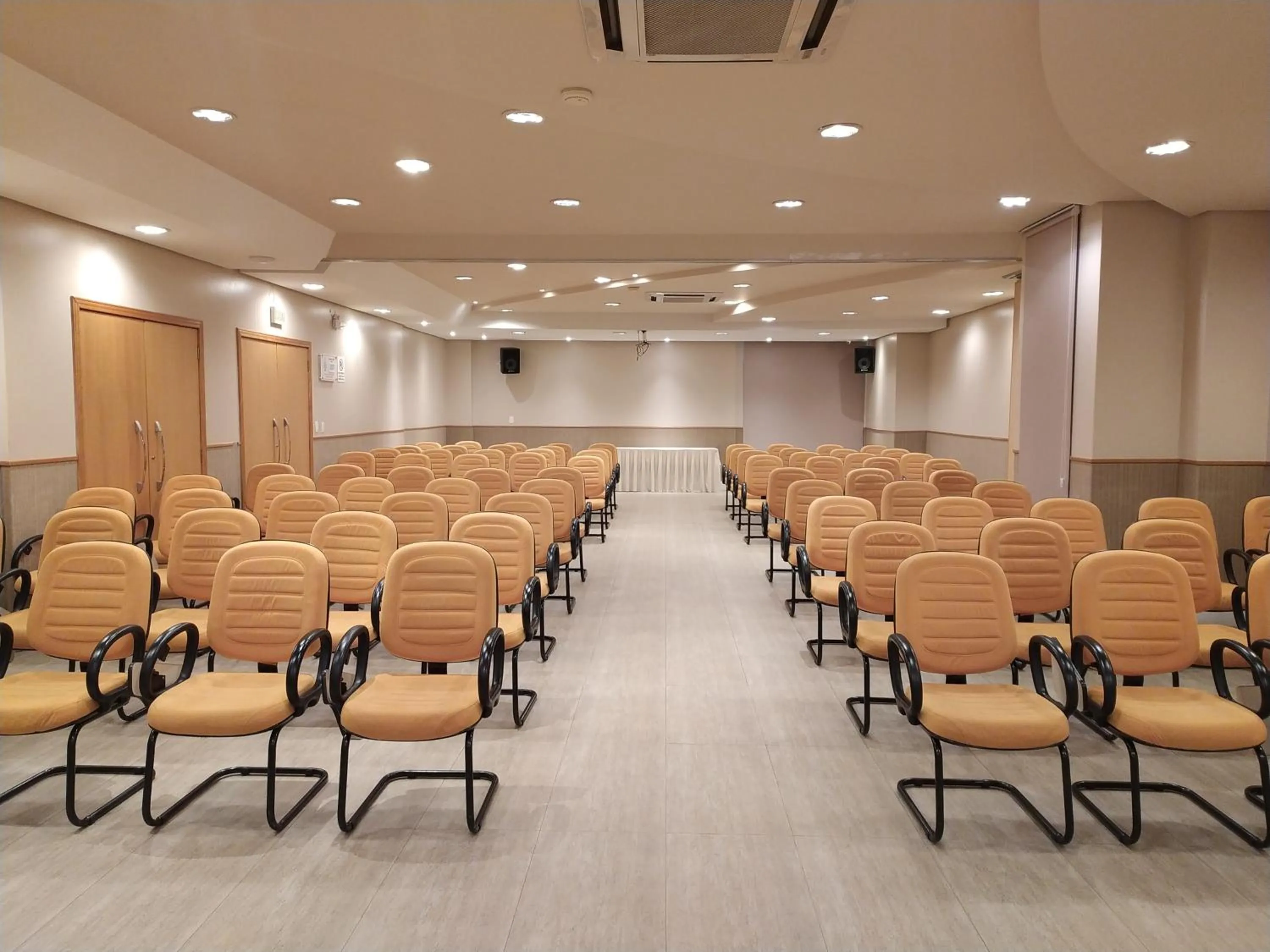 Meeting/conference room in Hotel Aliança Express