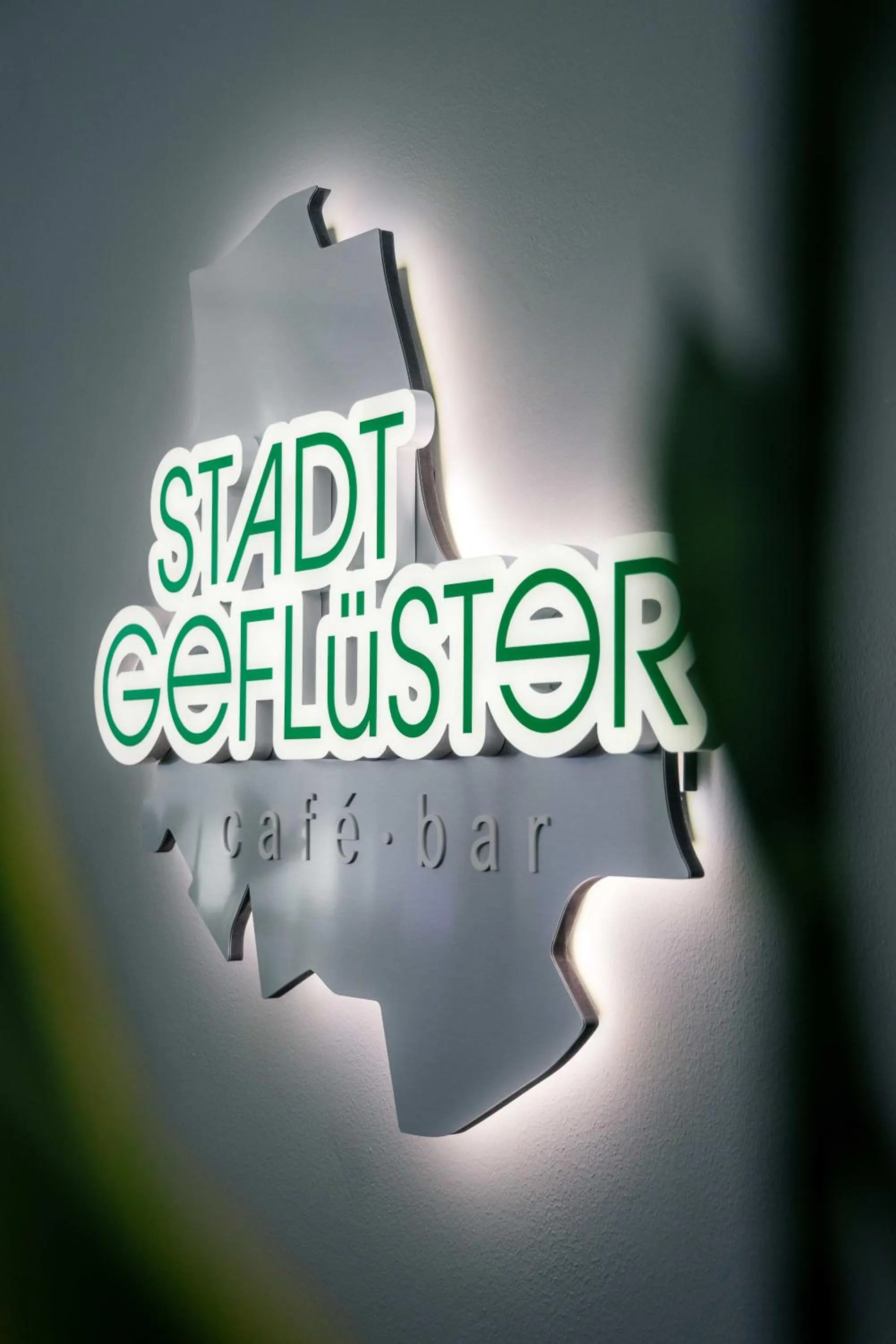 Restaurant/places to eat in Dorint Kongresshotel Düsseldorf/Neuss