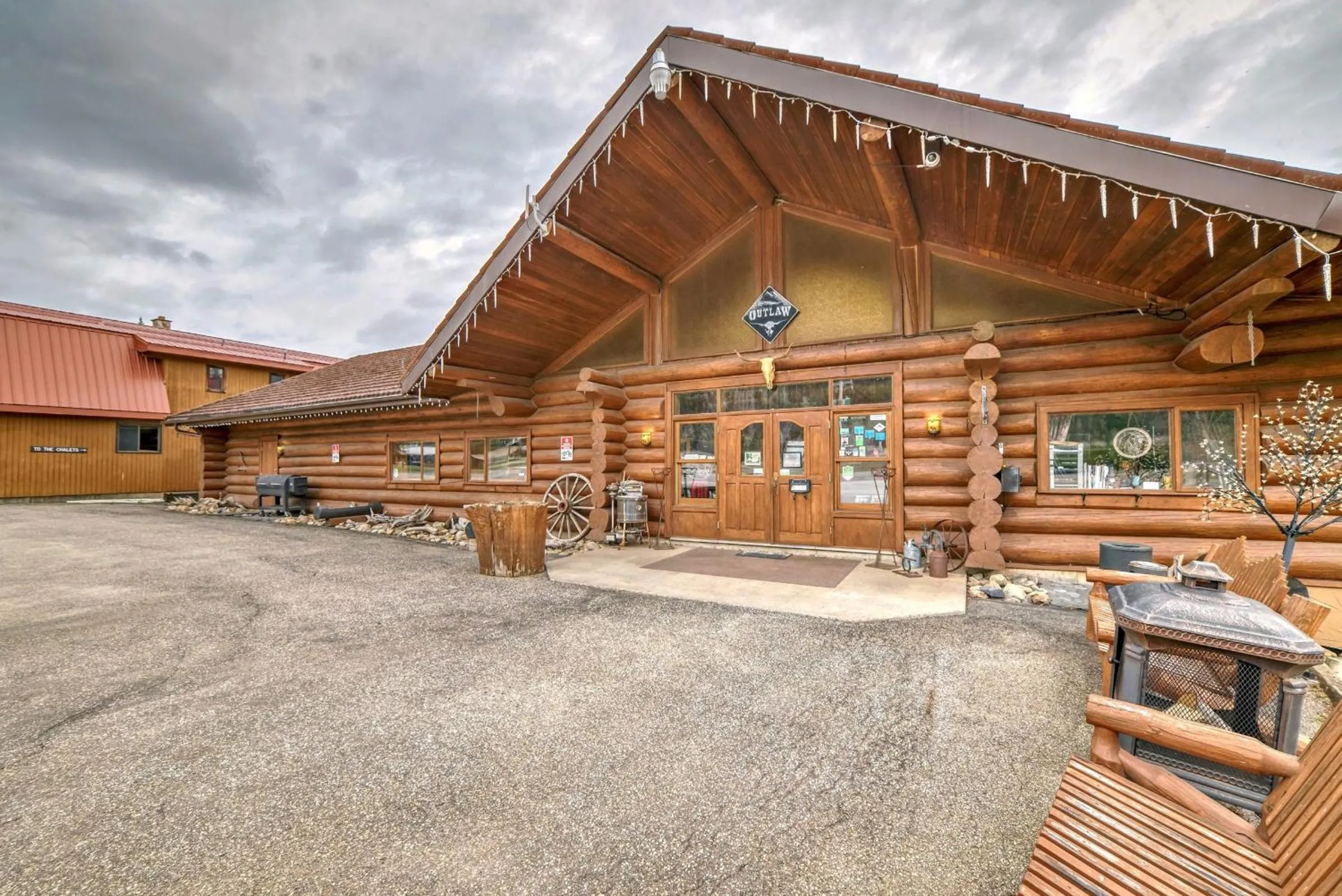 Property building in Terracana Ranch Resort