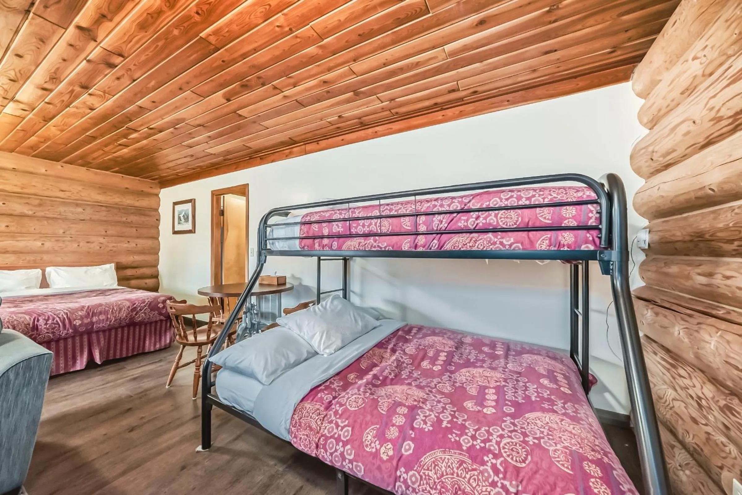 Dining area, Bed in Terracana Ranch Resort