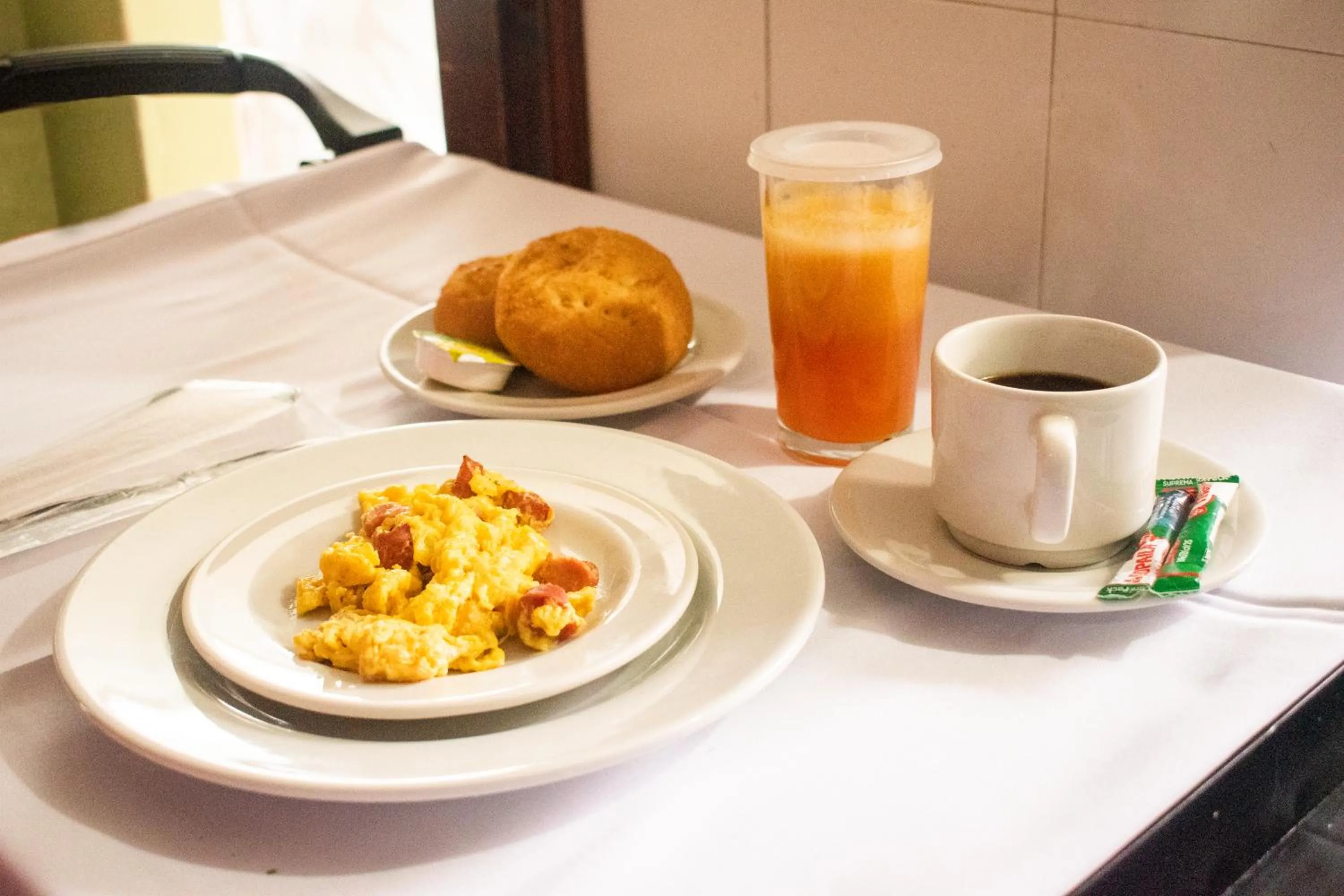 Food in Hotel Dinastia Real