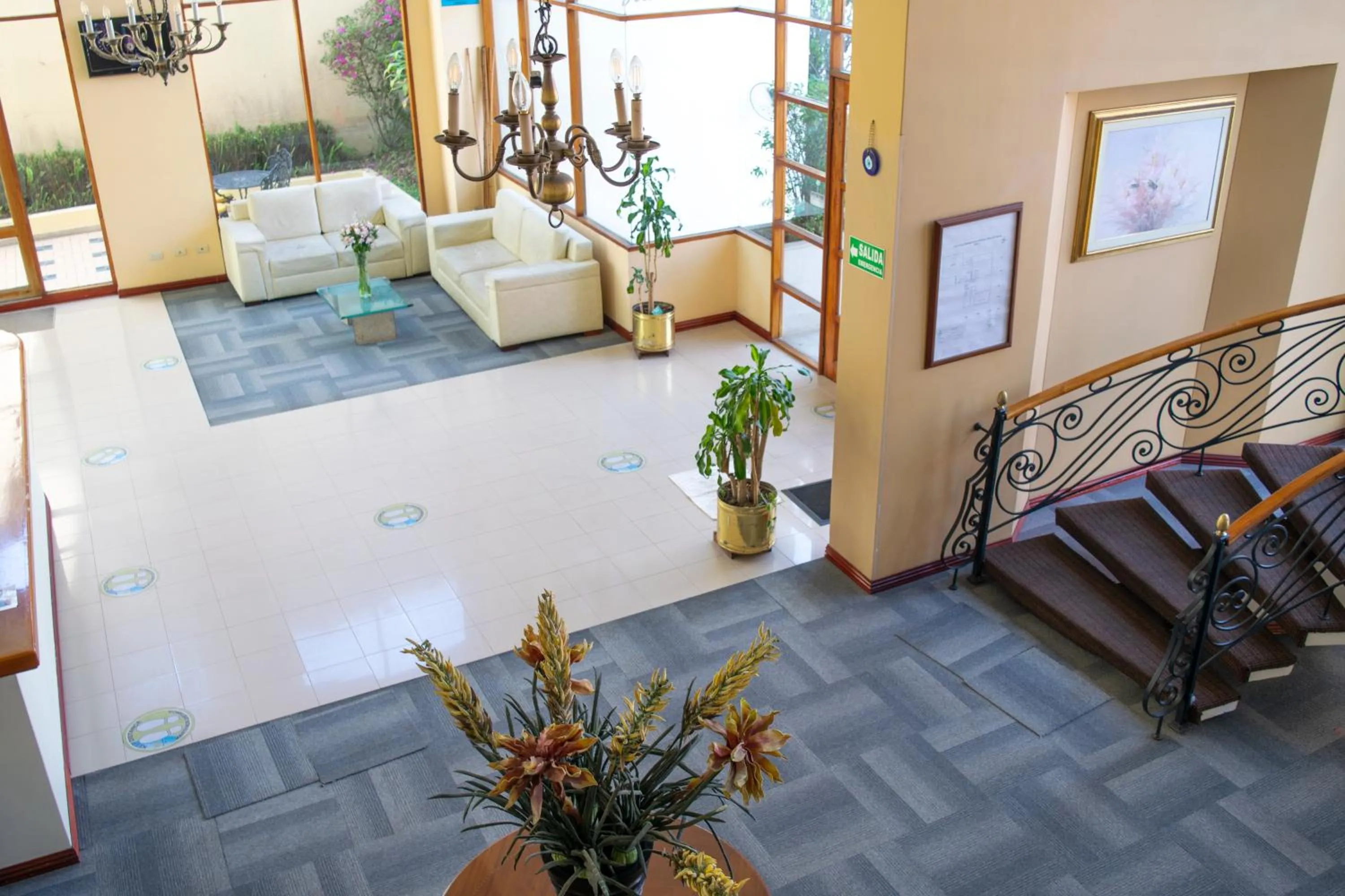 Lobby or reception in Hotel Dinastia Real