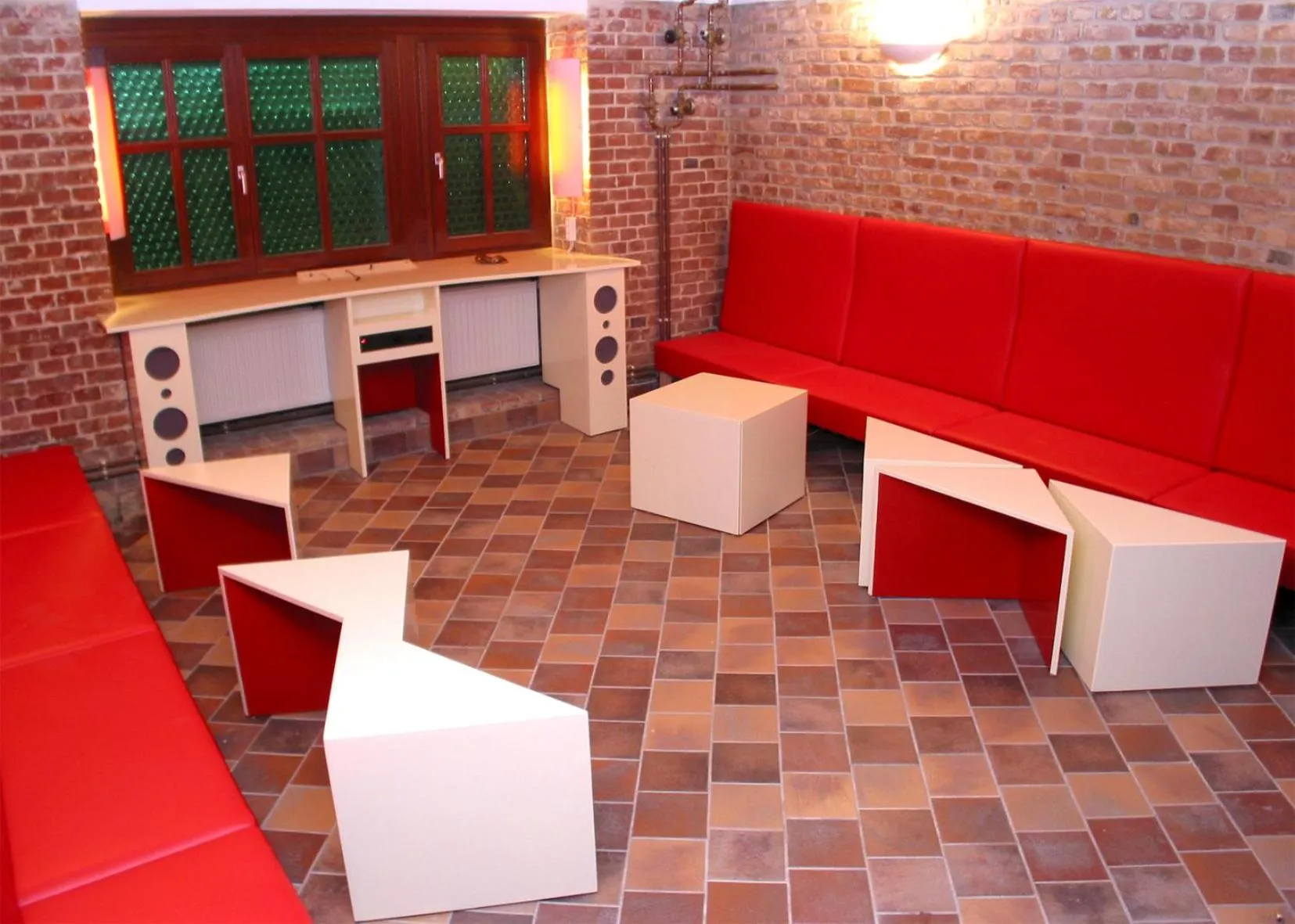 Nightclub / DJ in Steps-Hotel