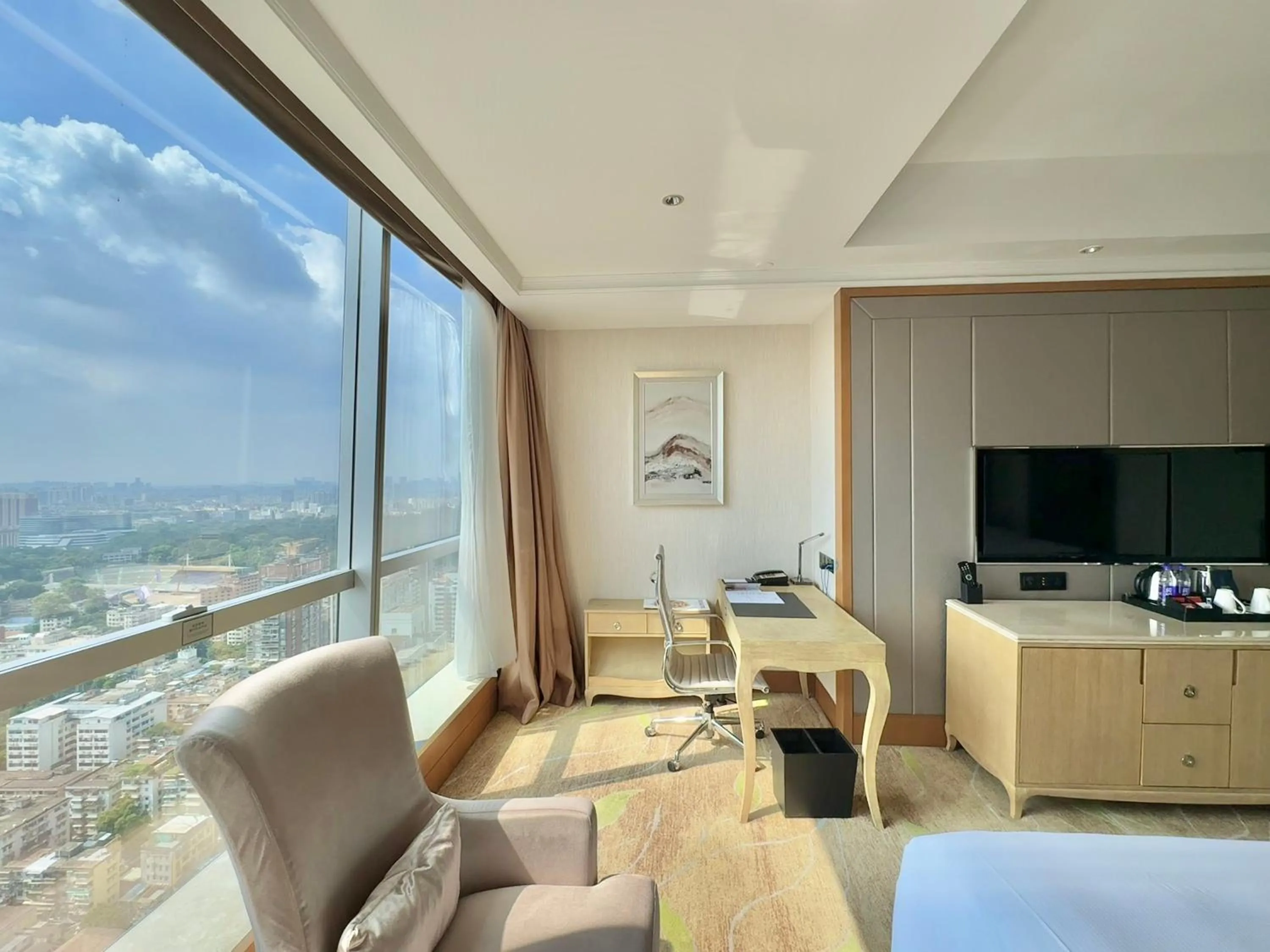 View (from property/room) in DoubleTree by Hilton Guangzhou - Near Beijing Road Pedestrian Street
