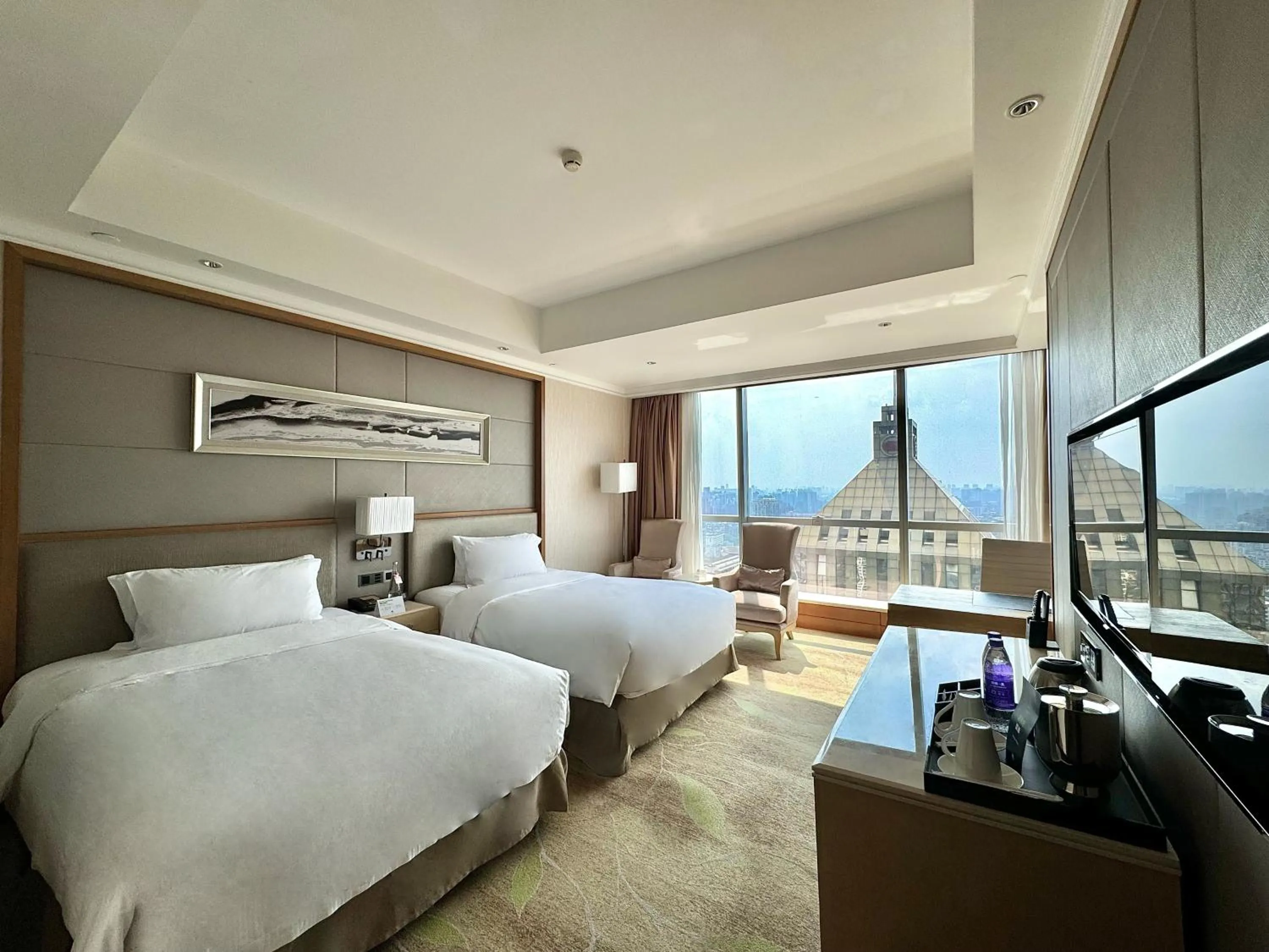 Bedroom, Bed in DoubleTree by Hilton Guangzhou - Near Beijing Road Pedestrian Street