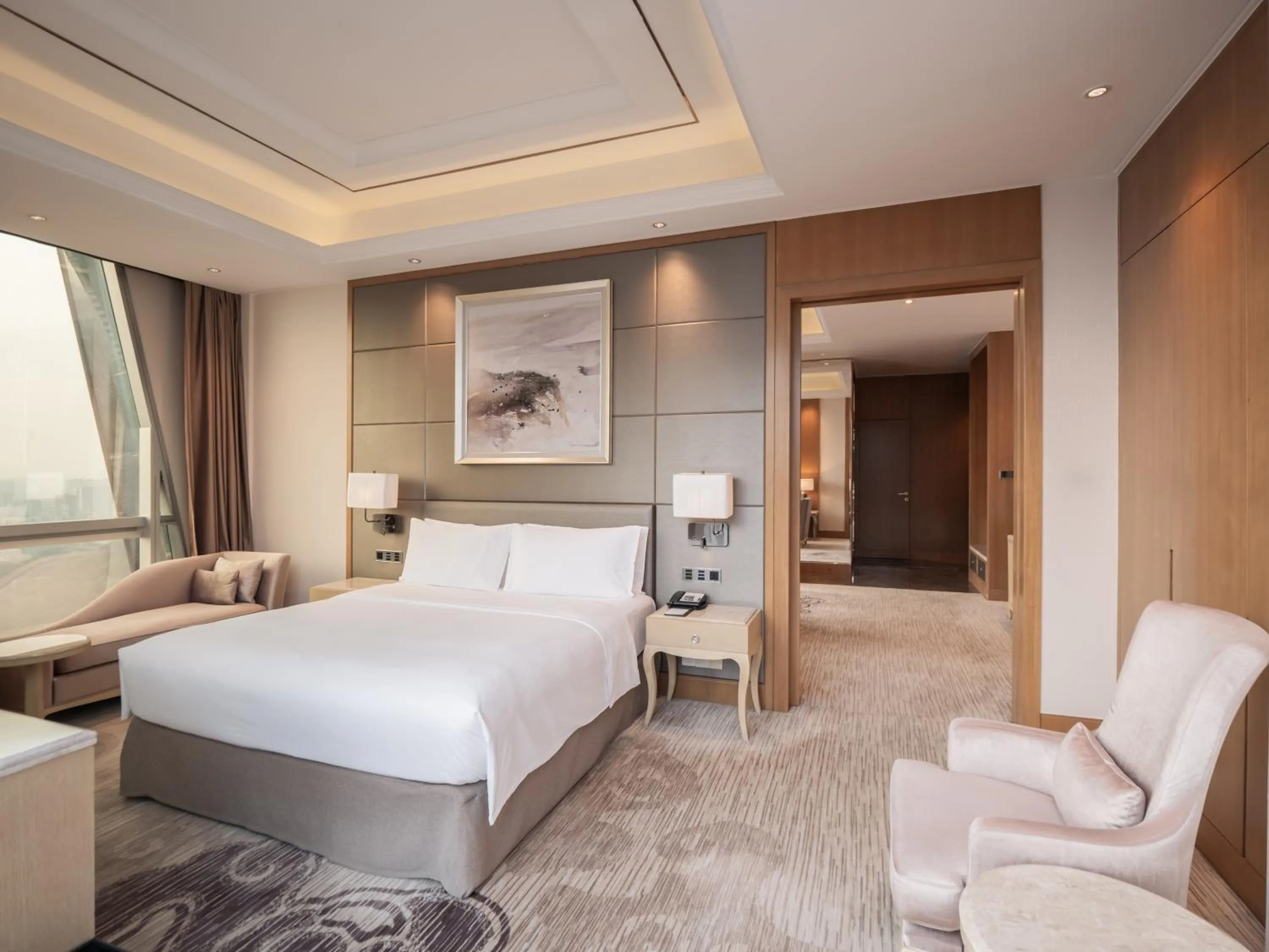 Bedroom, Bed in DoubleTree by Hilton Guangzhou - Near Beijing Road Pedestrian Street