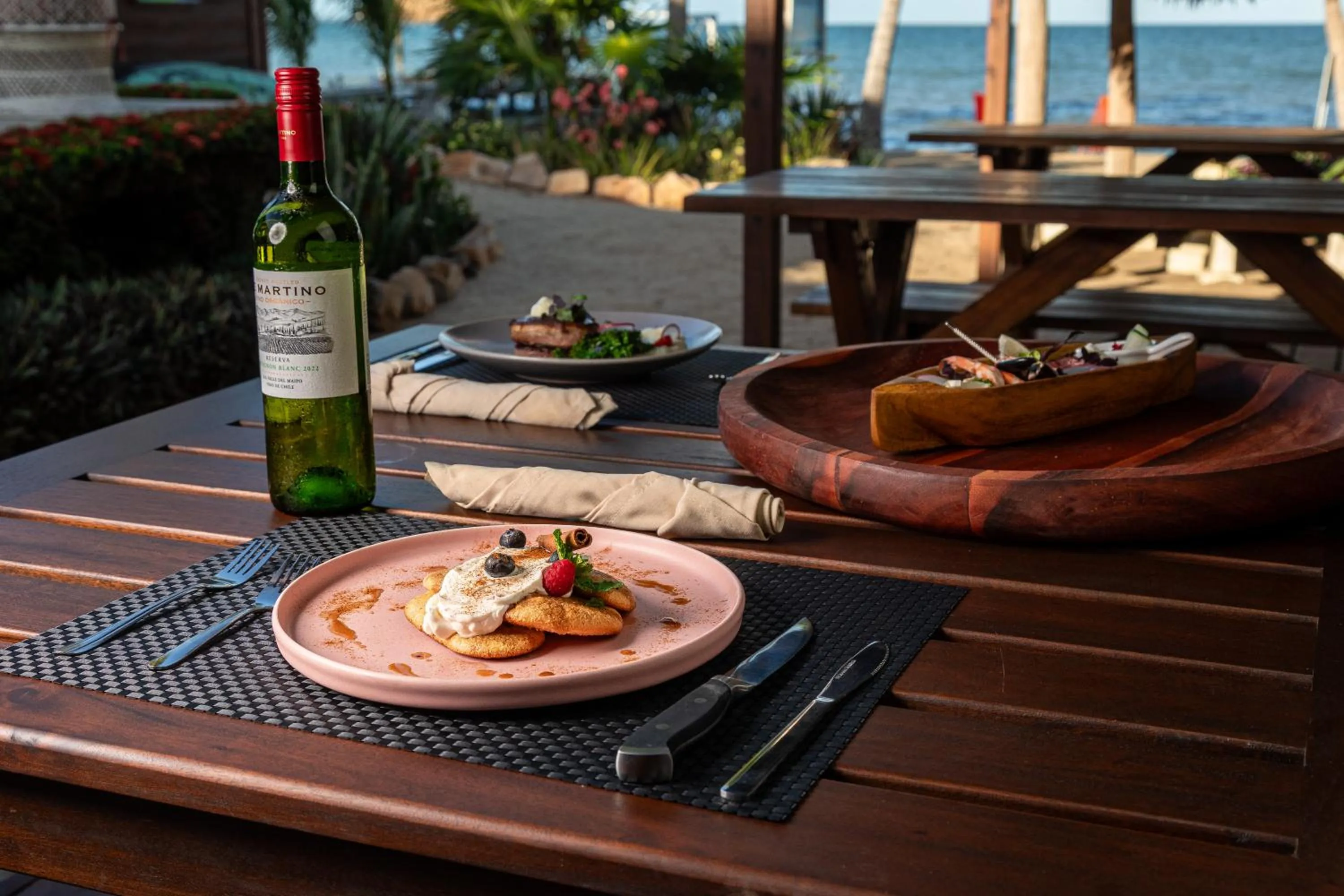 Restaurant/places to eat in Seiri del Mar