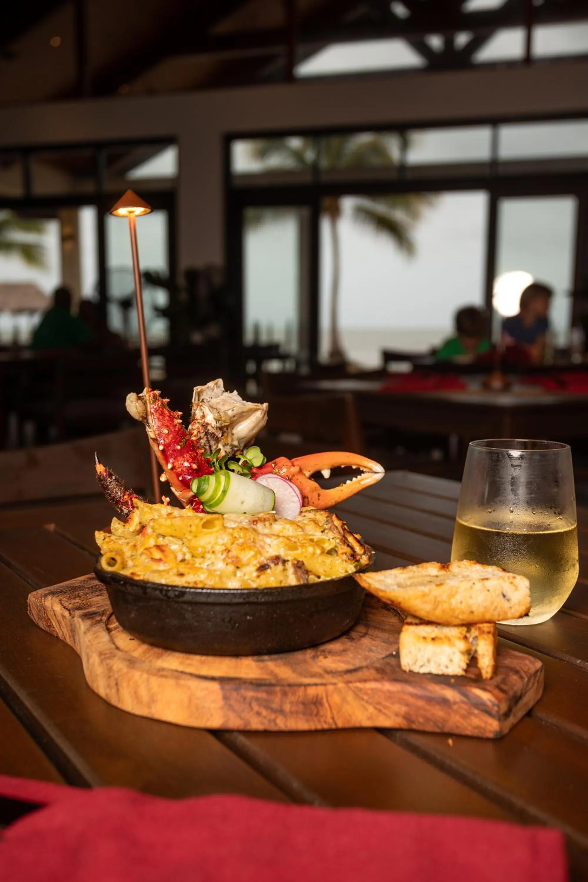 Restaurant/places to eat in Seiri del Mar