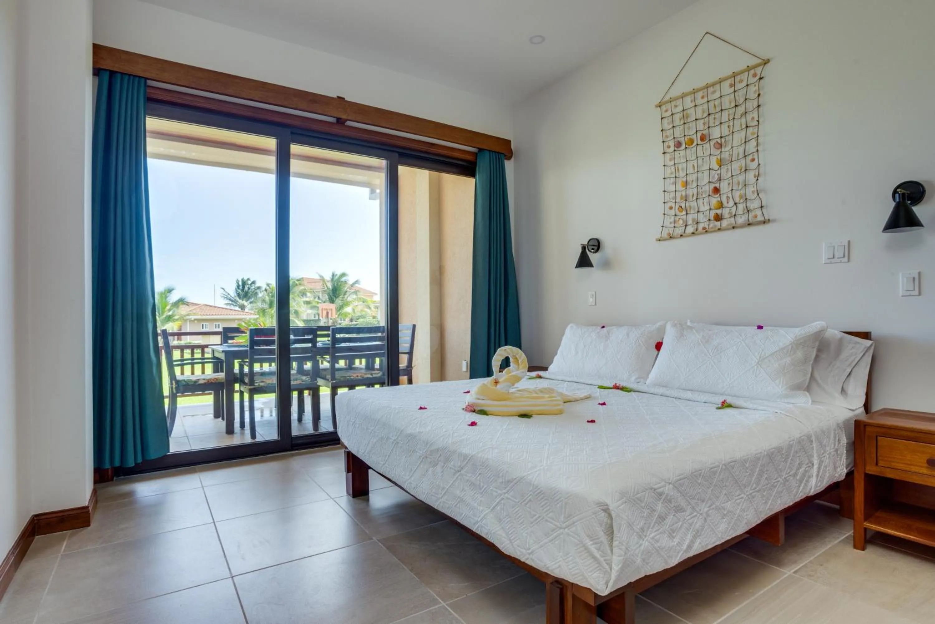 Patio, Bed in Seiri del Mar