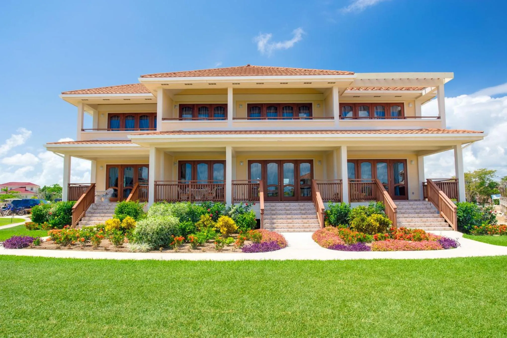 Property building in Seiri del Mar