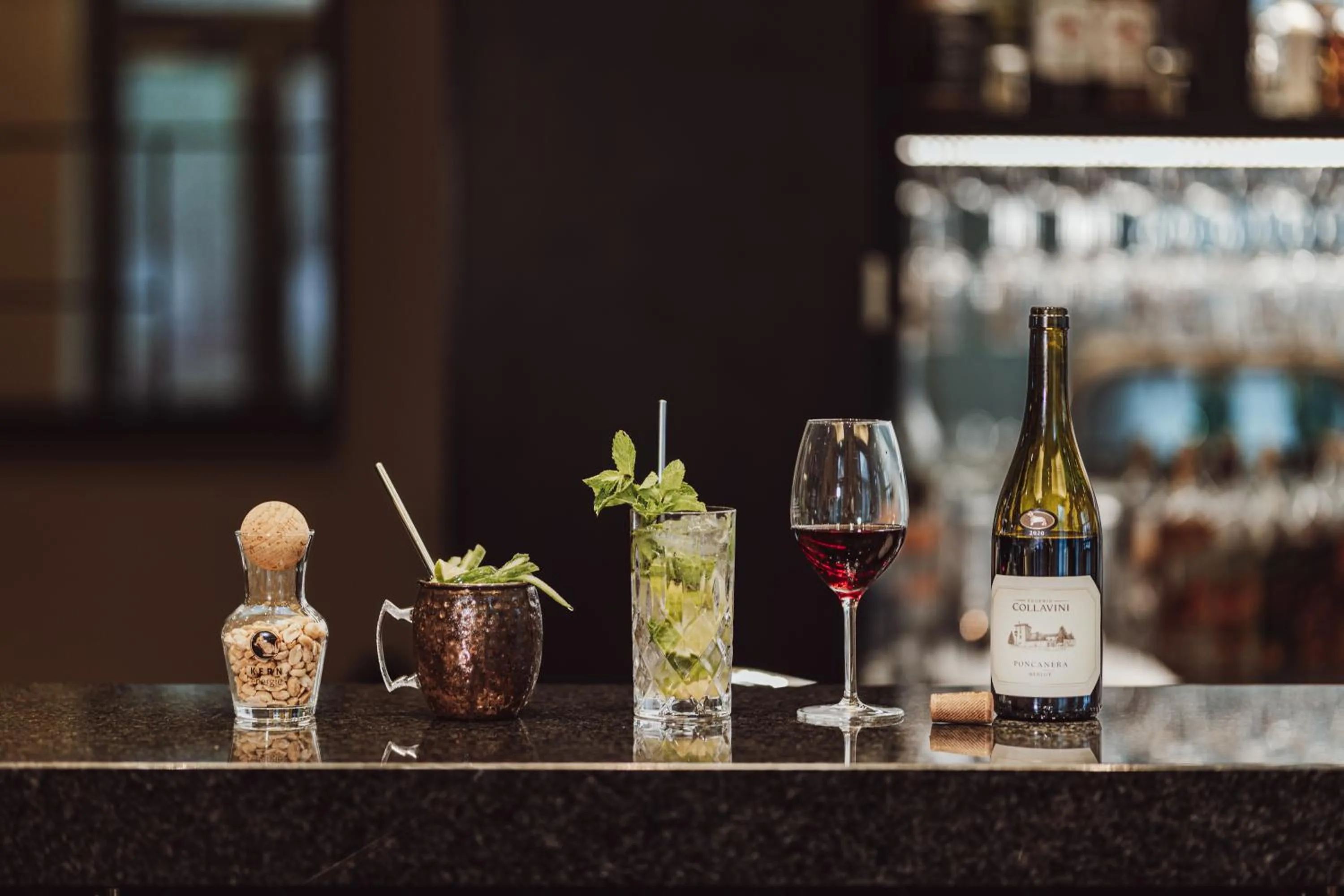 Restaurant/places to eat in AMERON Köln Hotel Regent