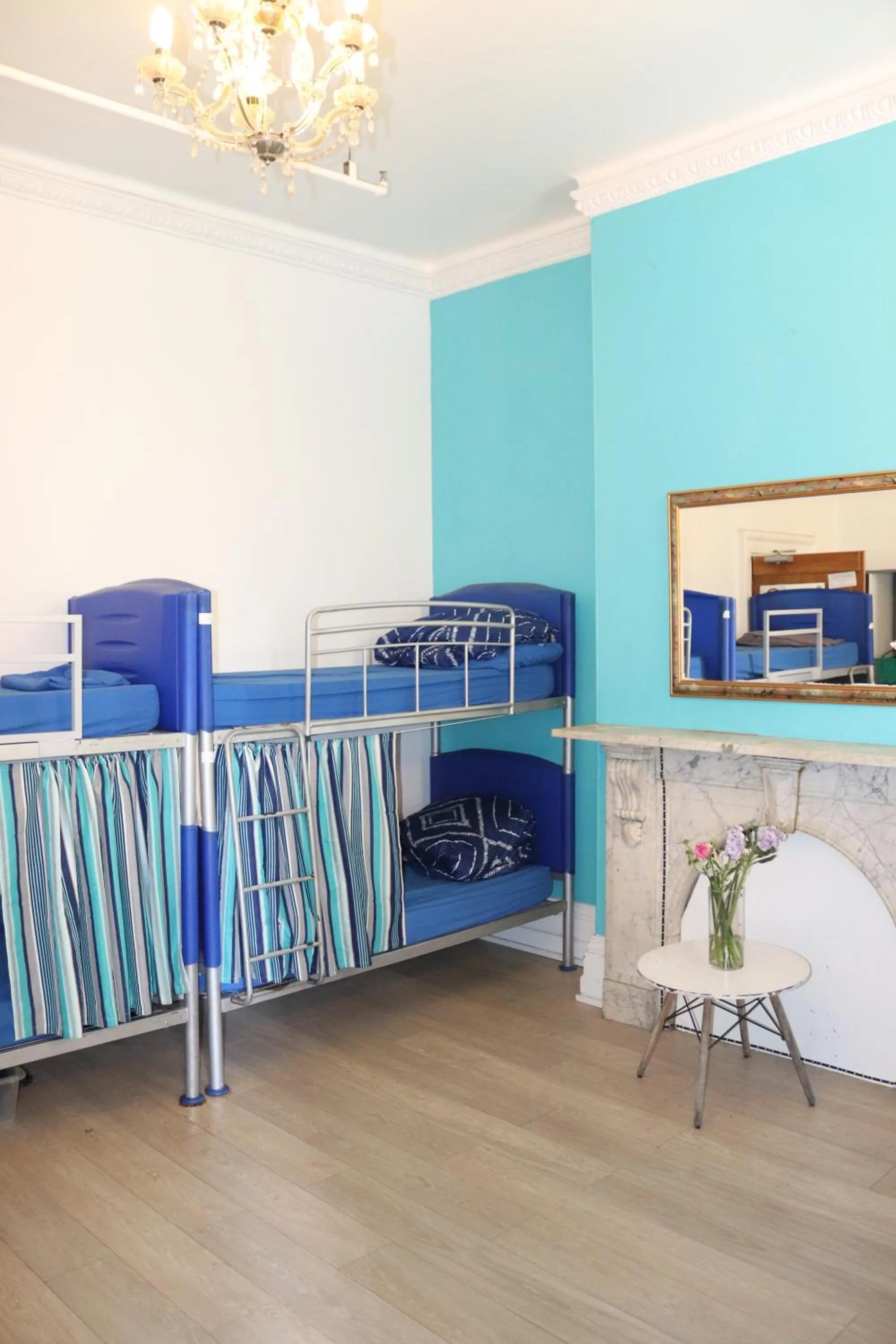 Bed in Original Backpackers