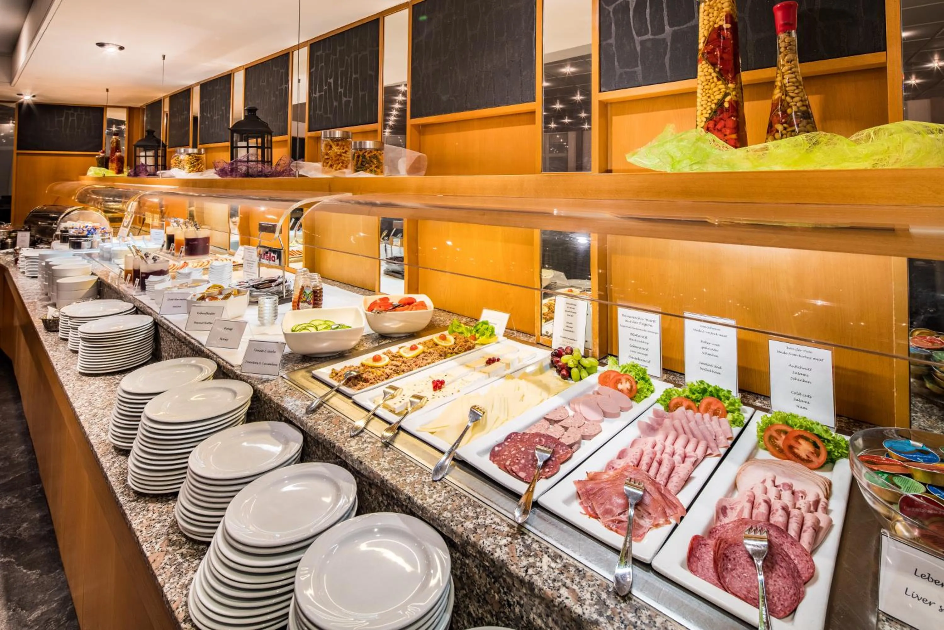 Buffet breakfast in Airways Hotels Frankfurt Airport West