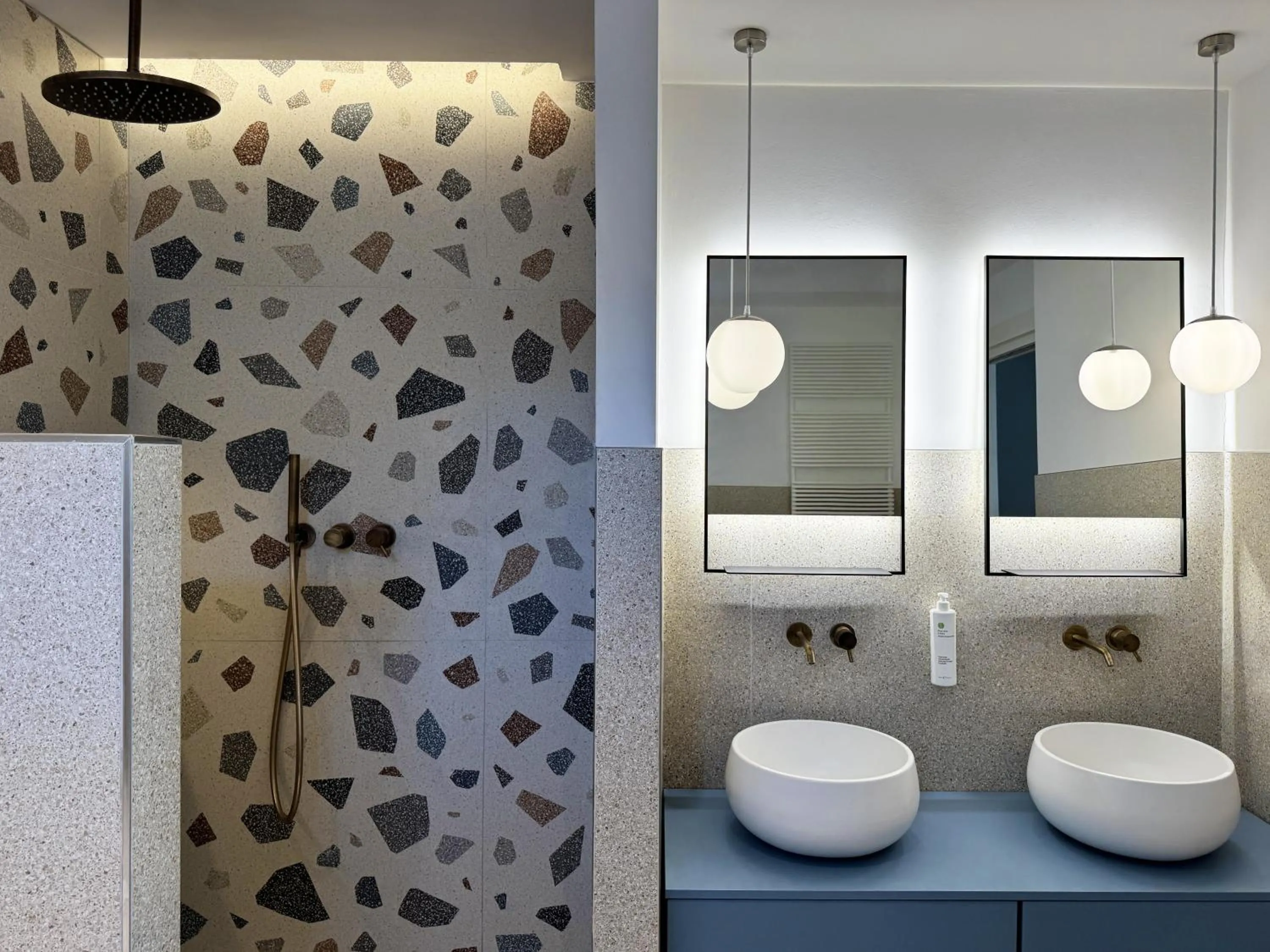 Shower in Palazzetto San Marco