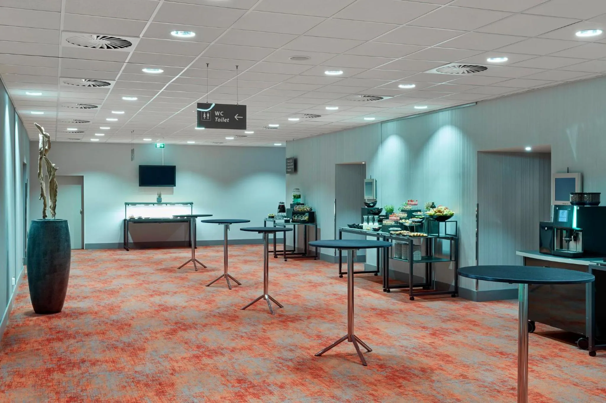 Meeting/conference room in Holiday Inn Munich City Centre by IHG