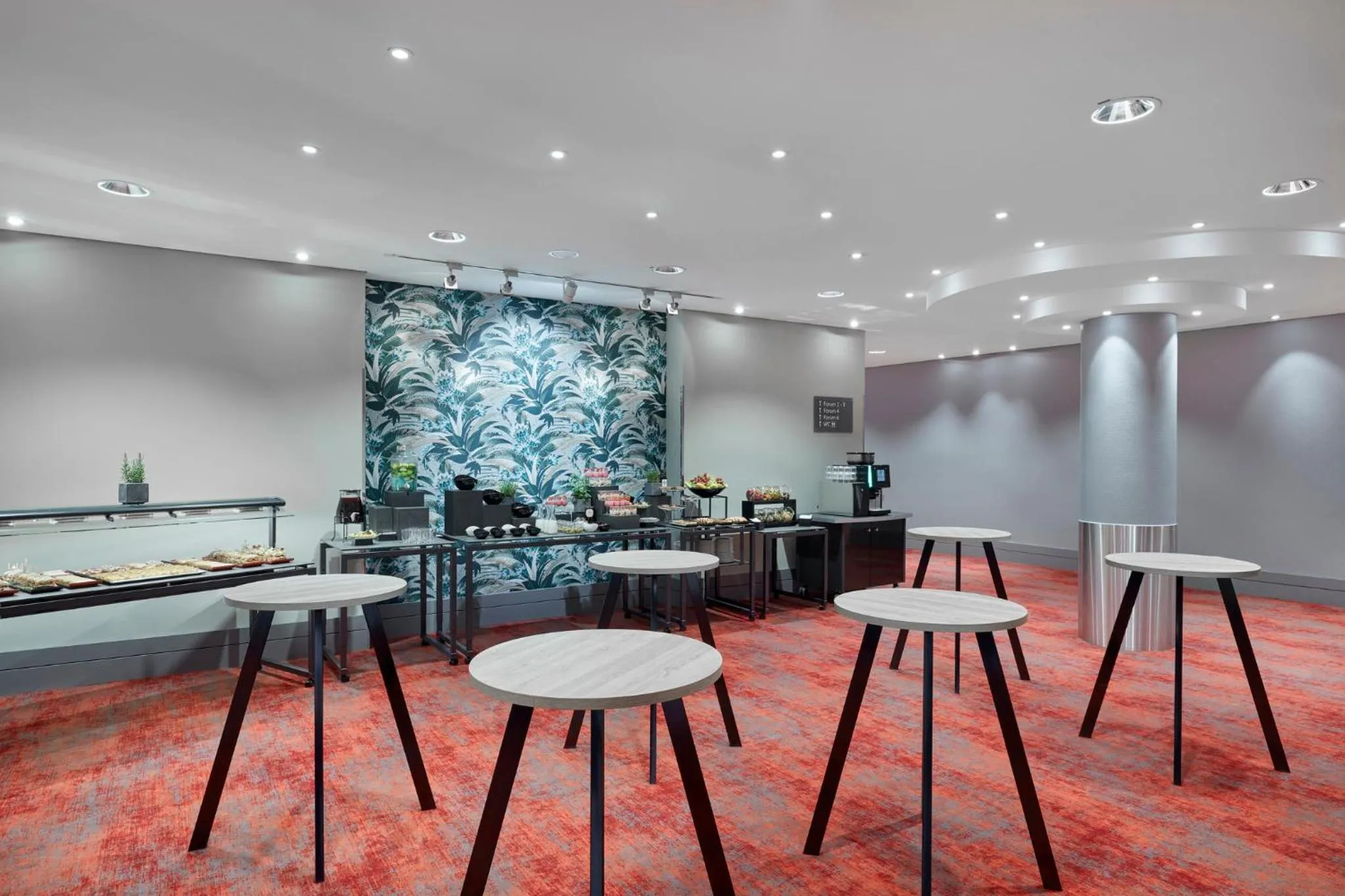 Meeting/conference room in Holiday Inn Munich City Centre by IHG