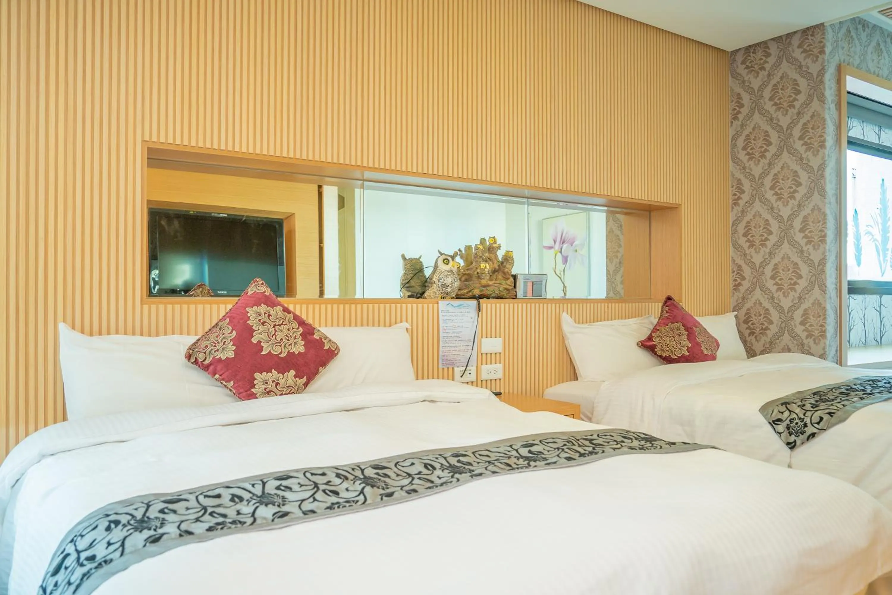 Bedroom, Bed in 日月潭天月水色民宿 (老街-停車-度假）skylight bnb