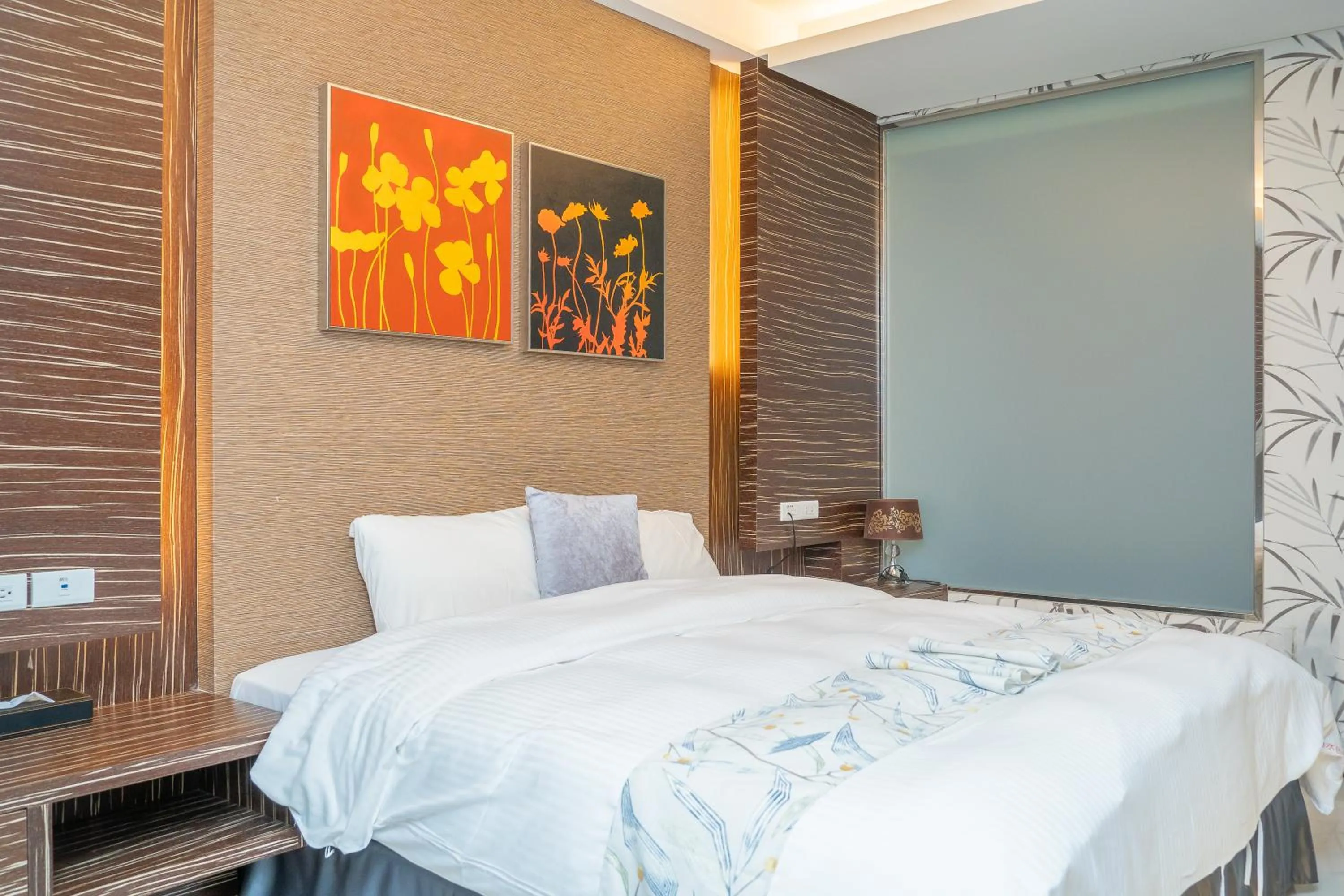 Bedroom, Bed in 日月潭天月水色民宿 (老街-停車-度假）skylight bnb