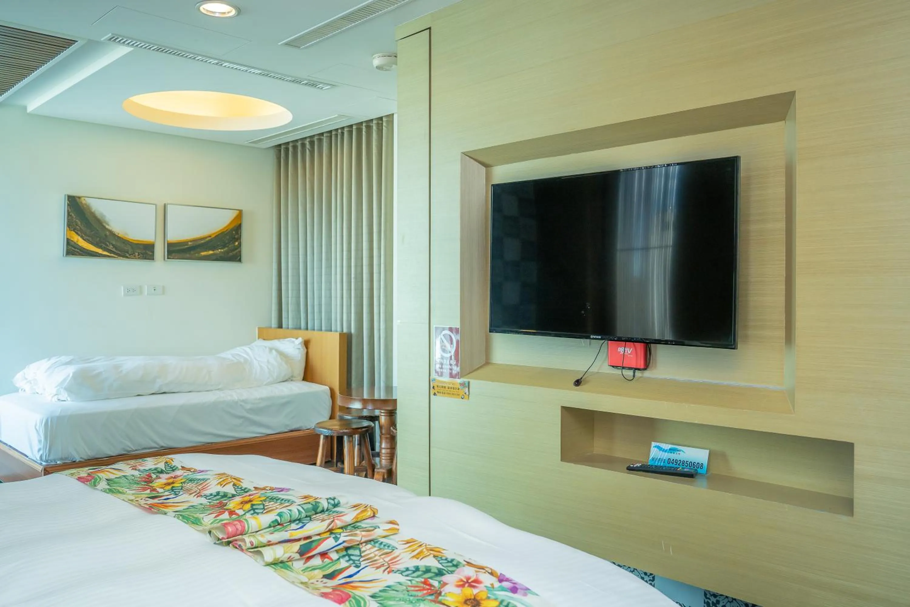 Bedroom, Bed in 日月潭天月水色民宿 (老街-停車-度假）skylight bnb