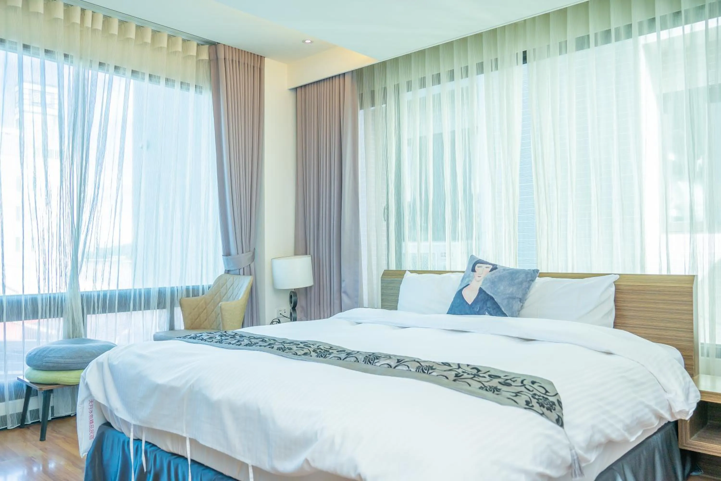 Bedroom, Bed in 日月潭天月水色民宿 (老街-停車-度假）skylight bnb