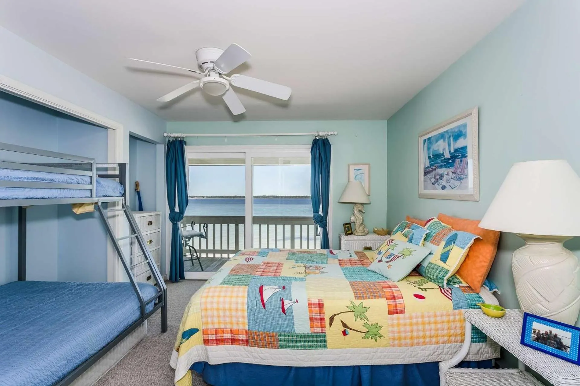 Bed in Boardwalk E3