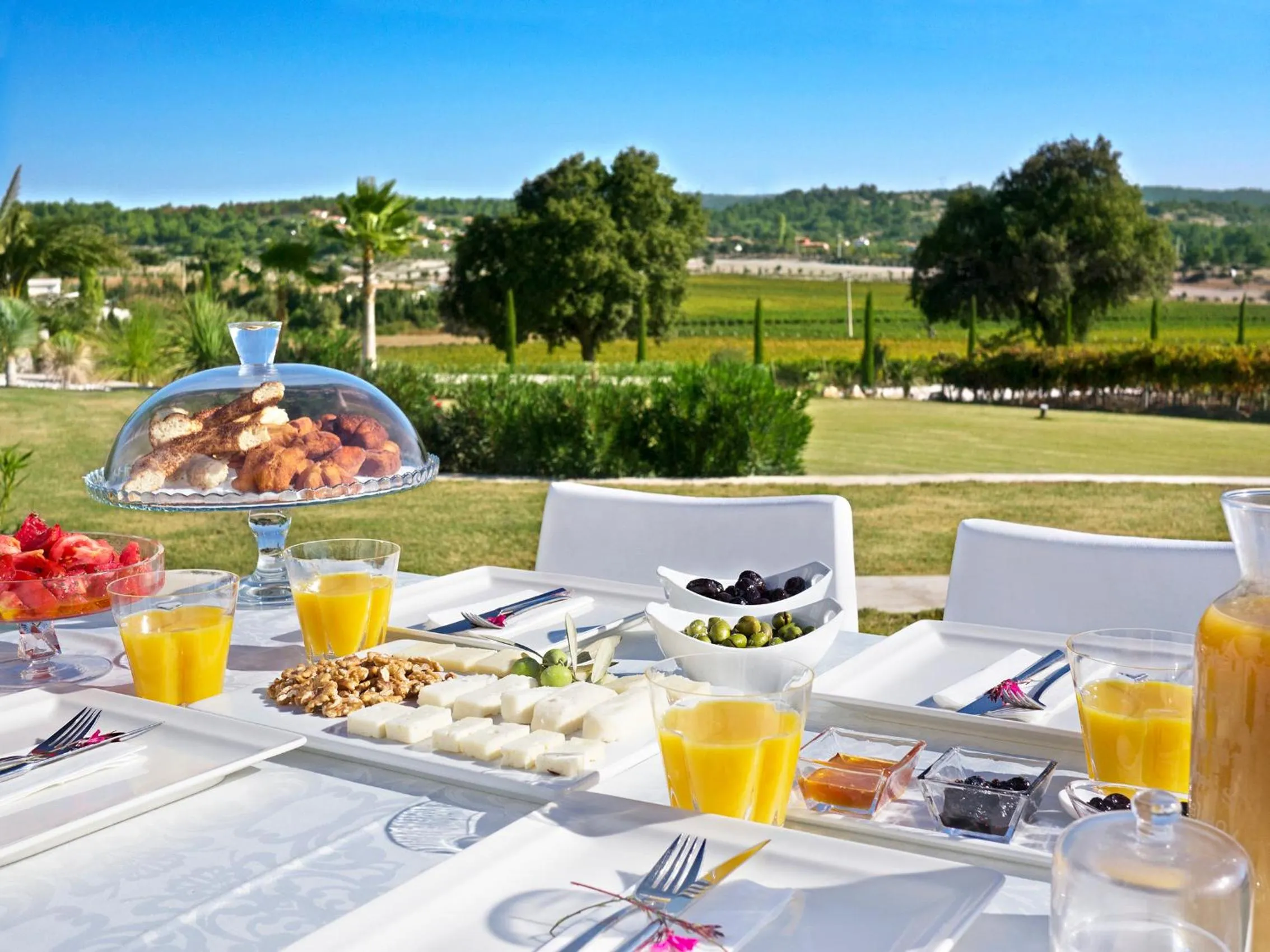 Continental breakfast in Two Rooms Hotel
