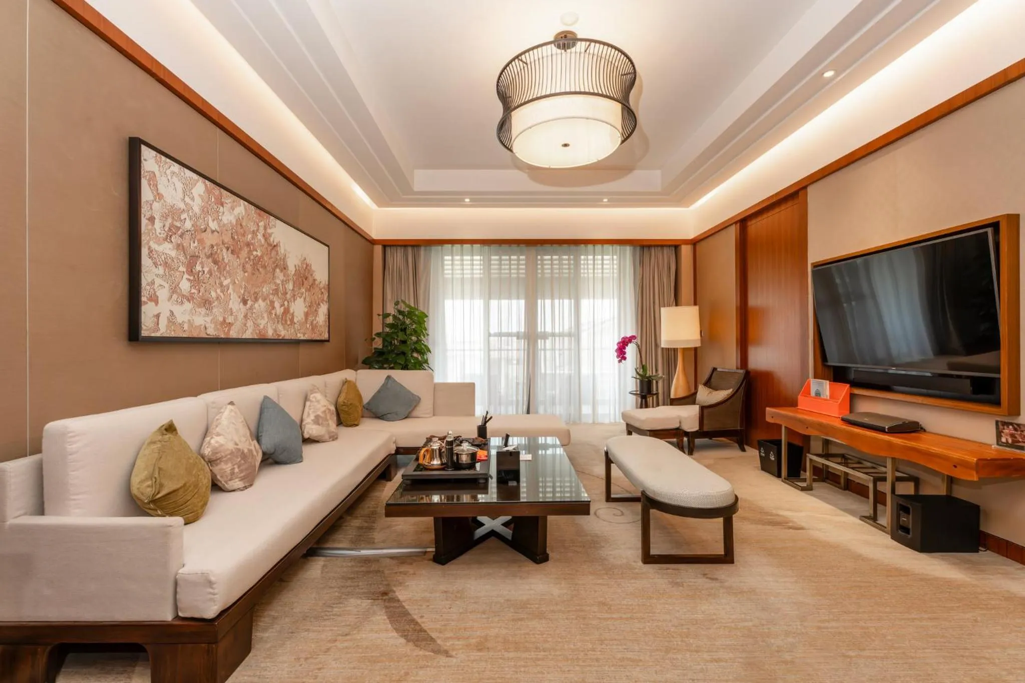 Photo of the whole room in InterContinental Kunming by IHG