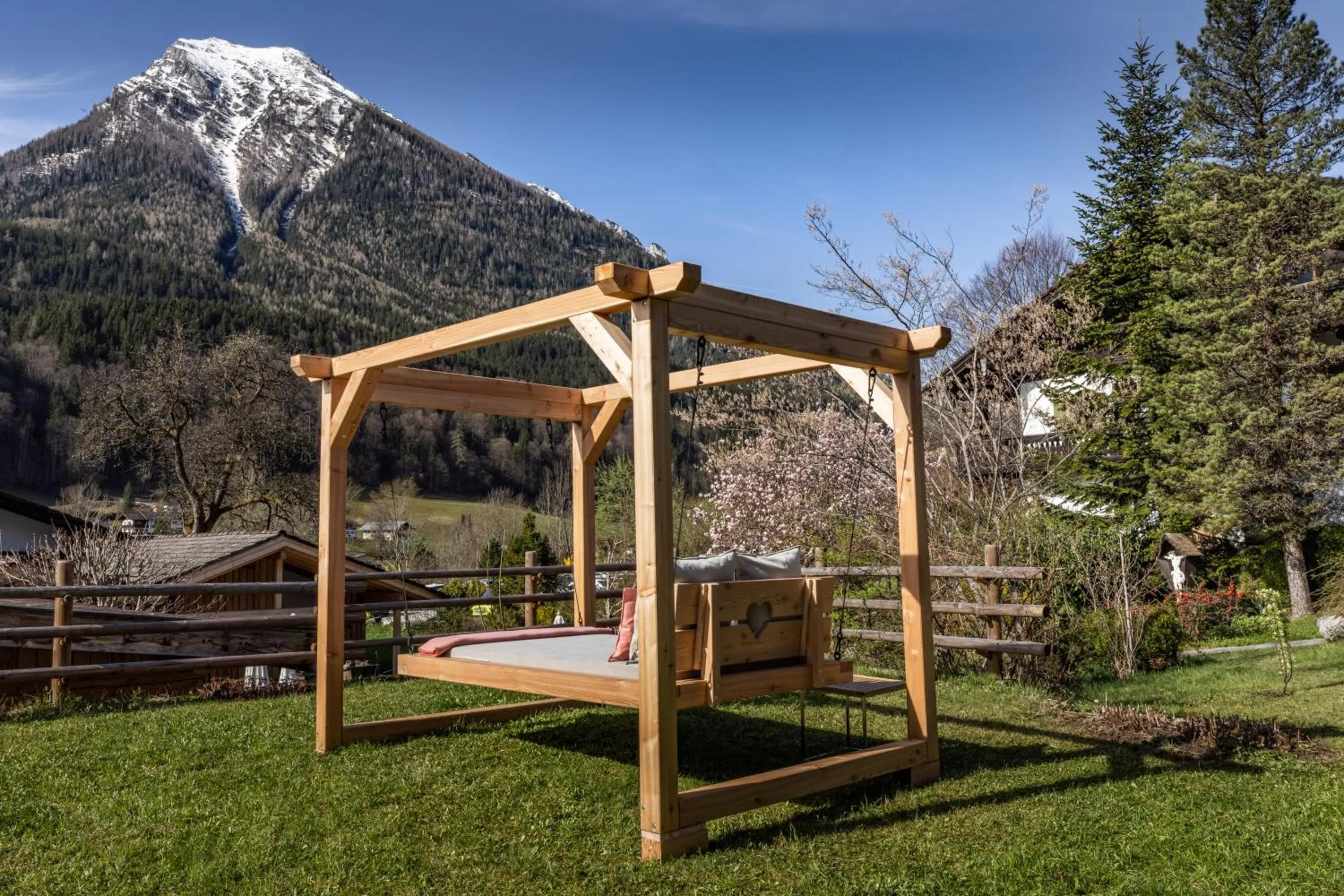 Garden in Berghotel Rehlegg