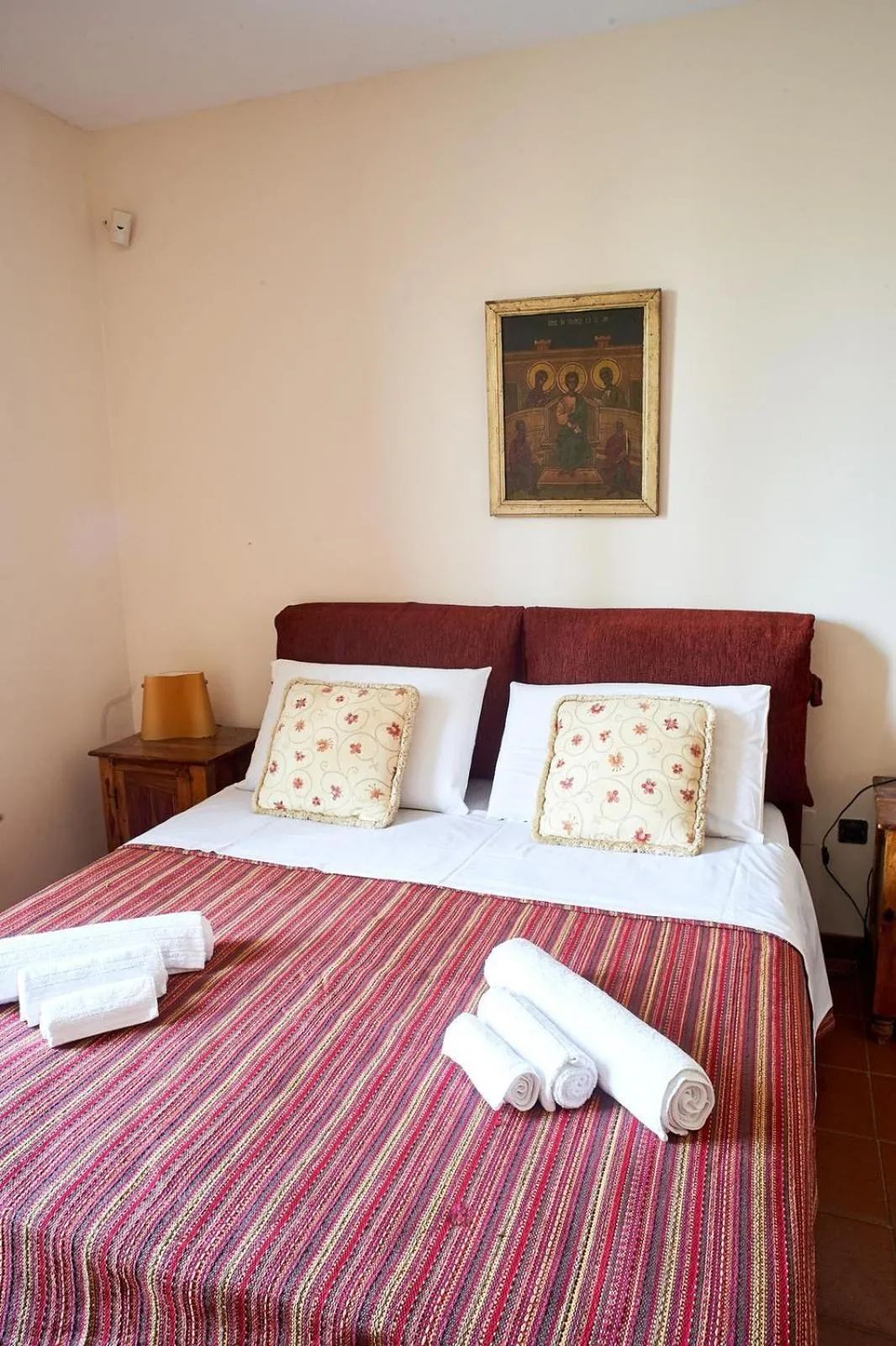 Bed in LuminHouse Mondello Valdesi