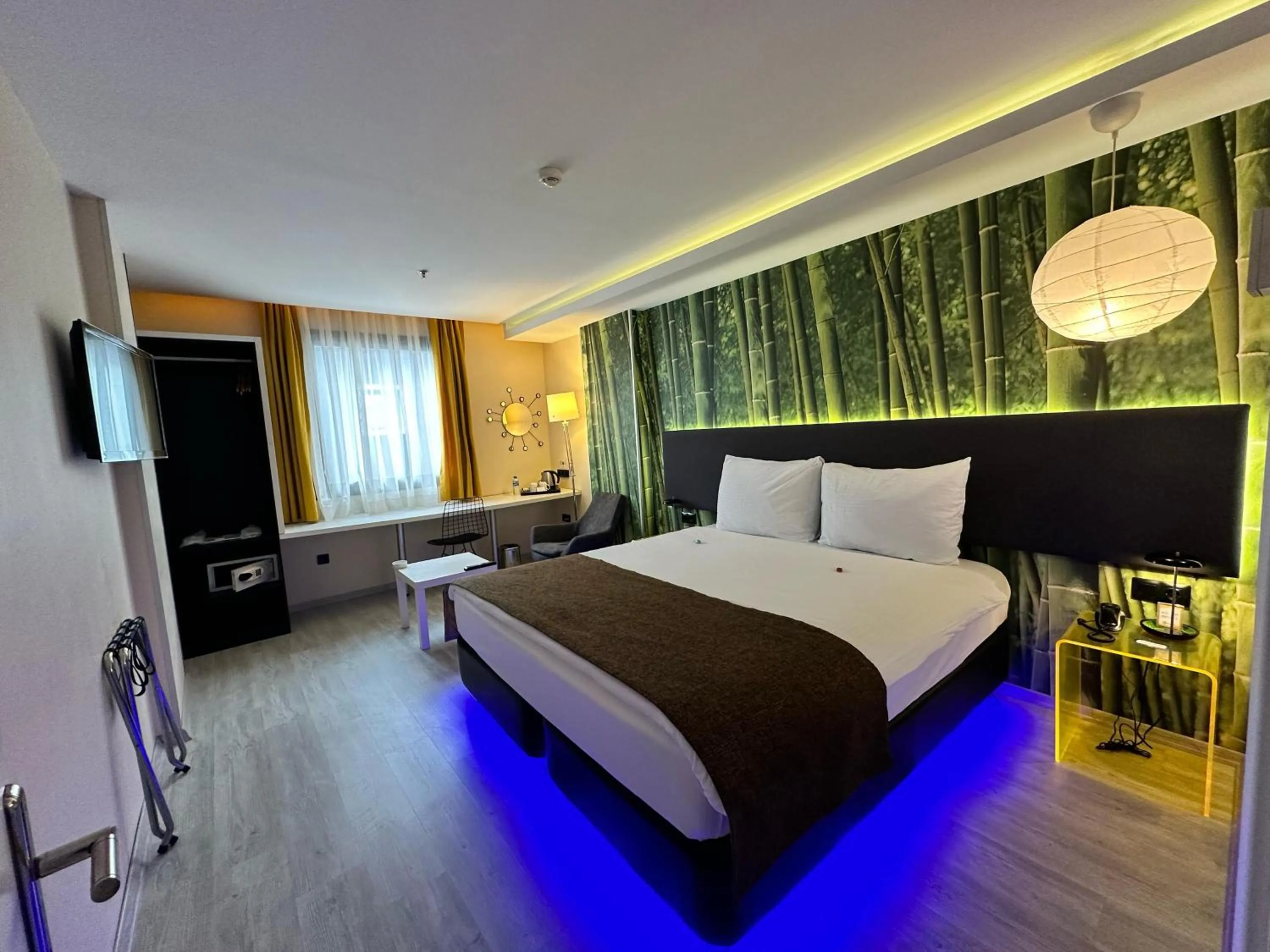 Standard Twin Room - single occupancy in Tempo Suites Airport