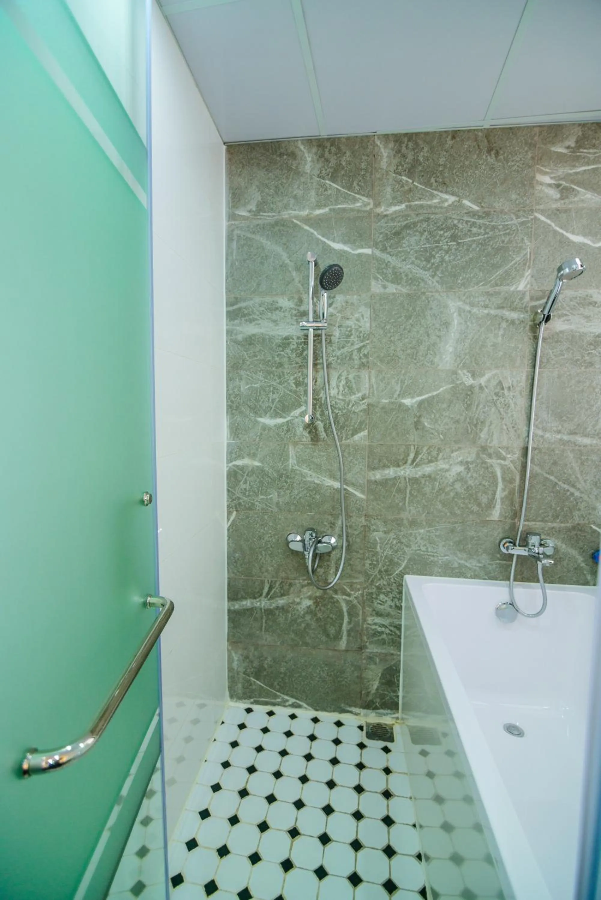 Bathroom in HANA Stay