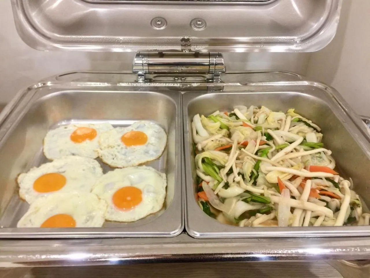 Kitchen or kitchenette in HANA Stay