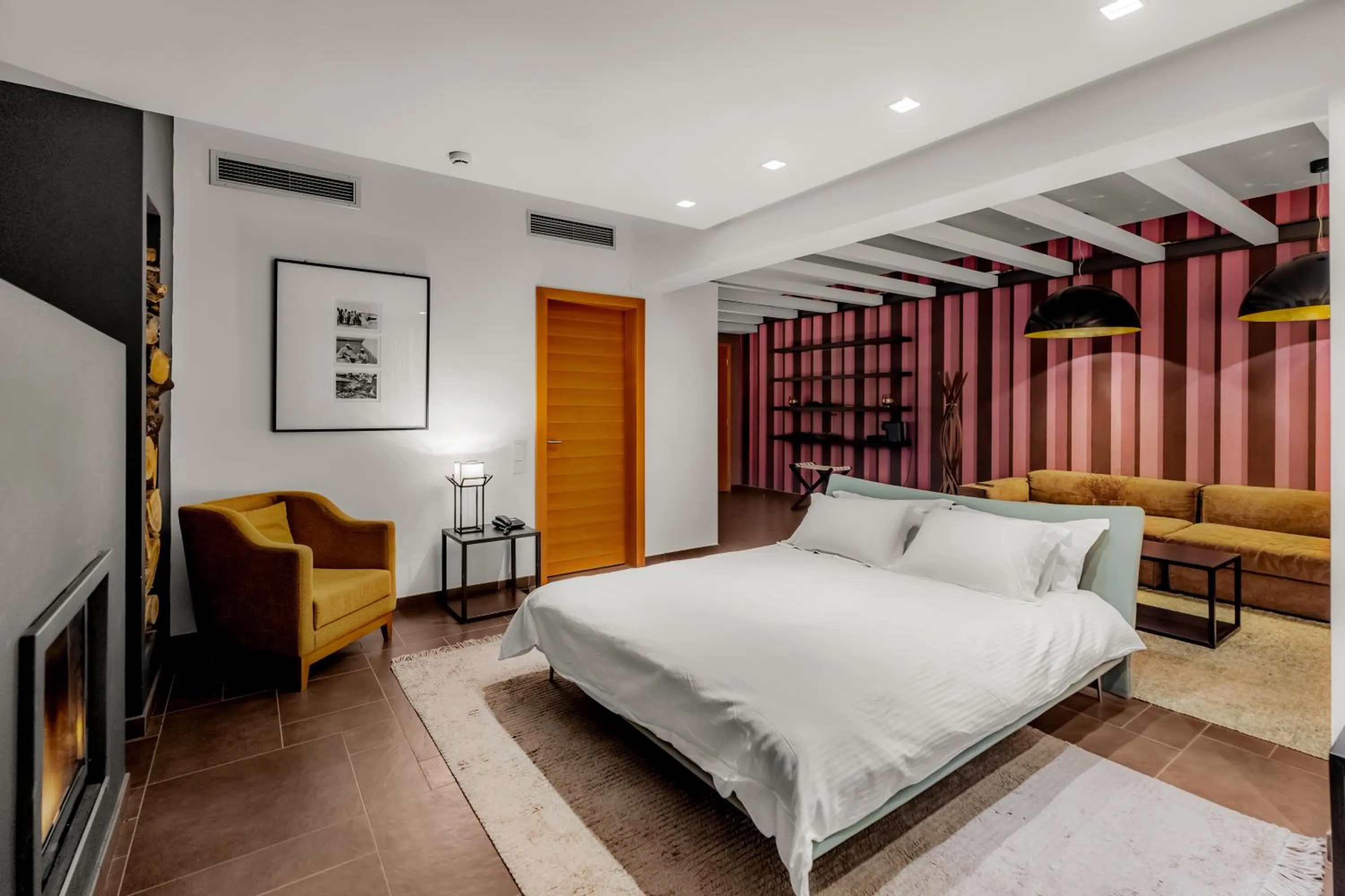 Bed in Orizontes View Hotel