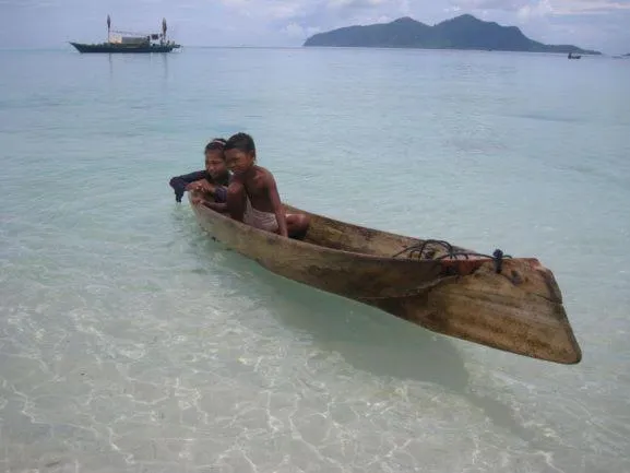 People in Sipadan Inn 3