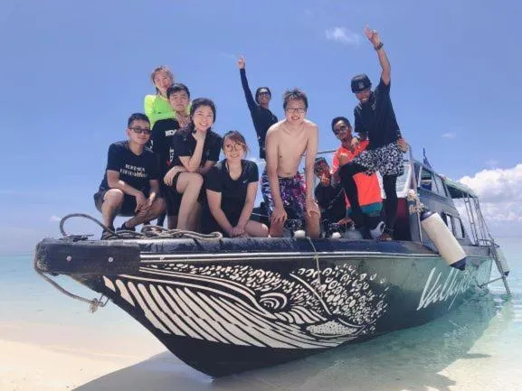 People in Sipadan Inn 3