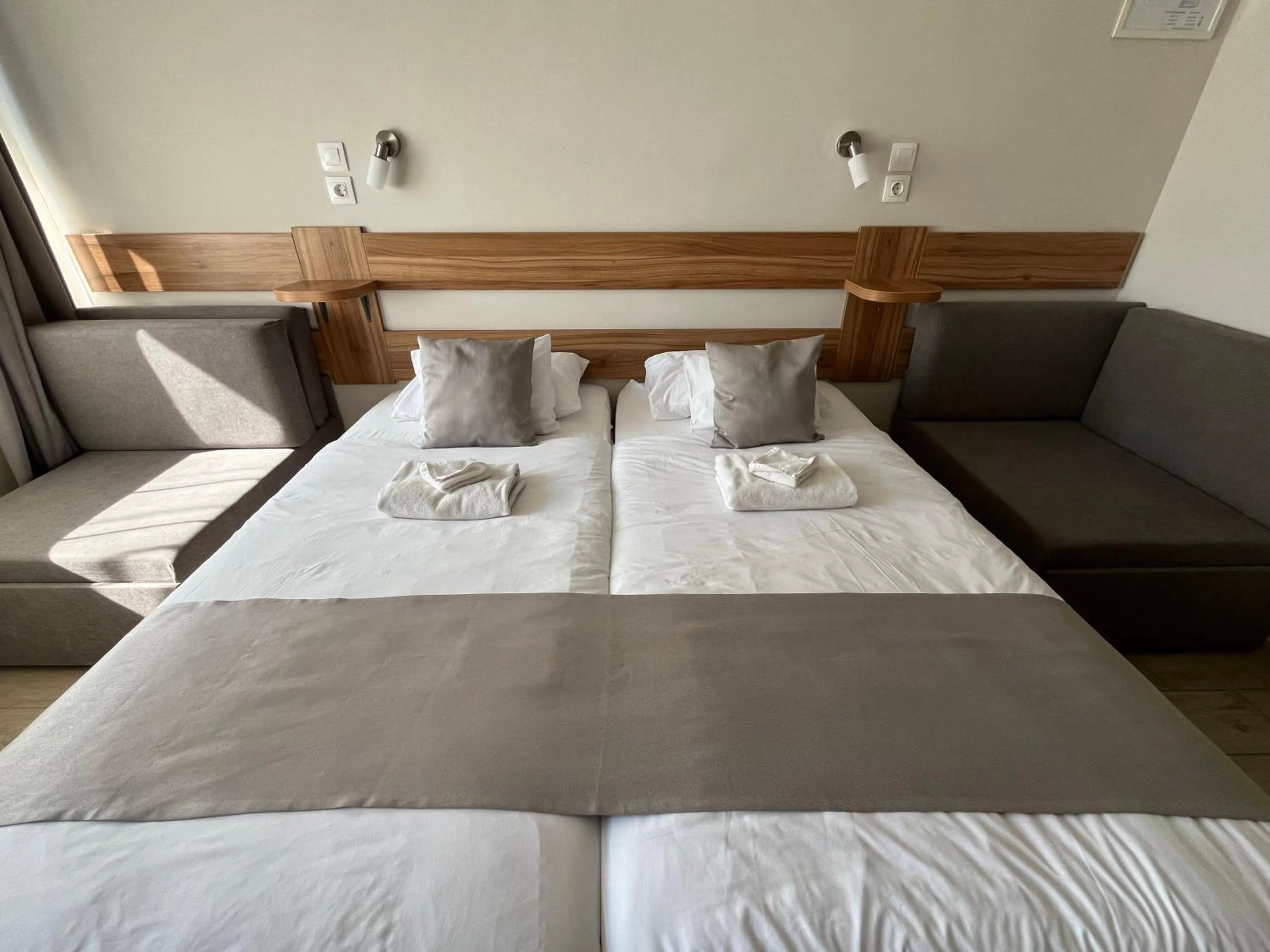 Bedroom in Xendala Panzió