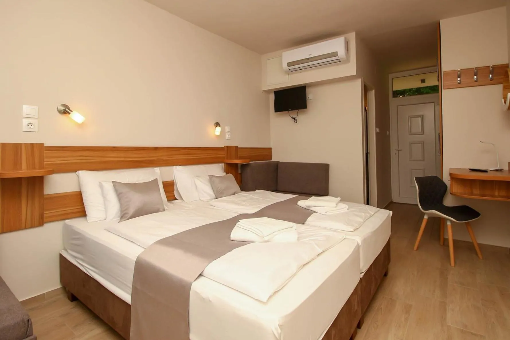 Bedroom in Xendala Panzió