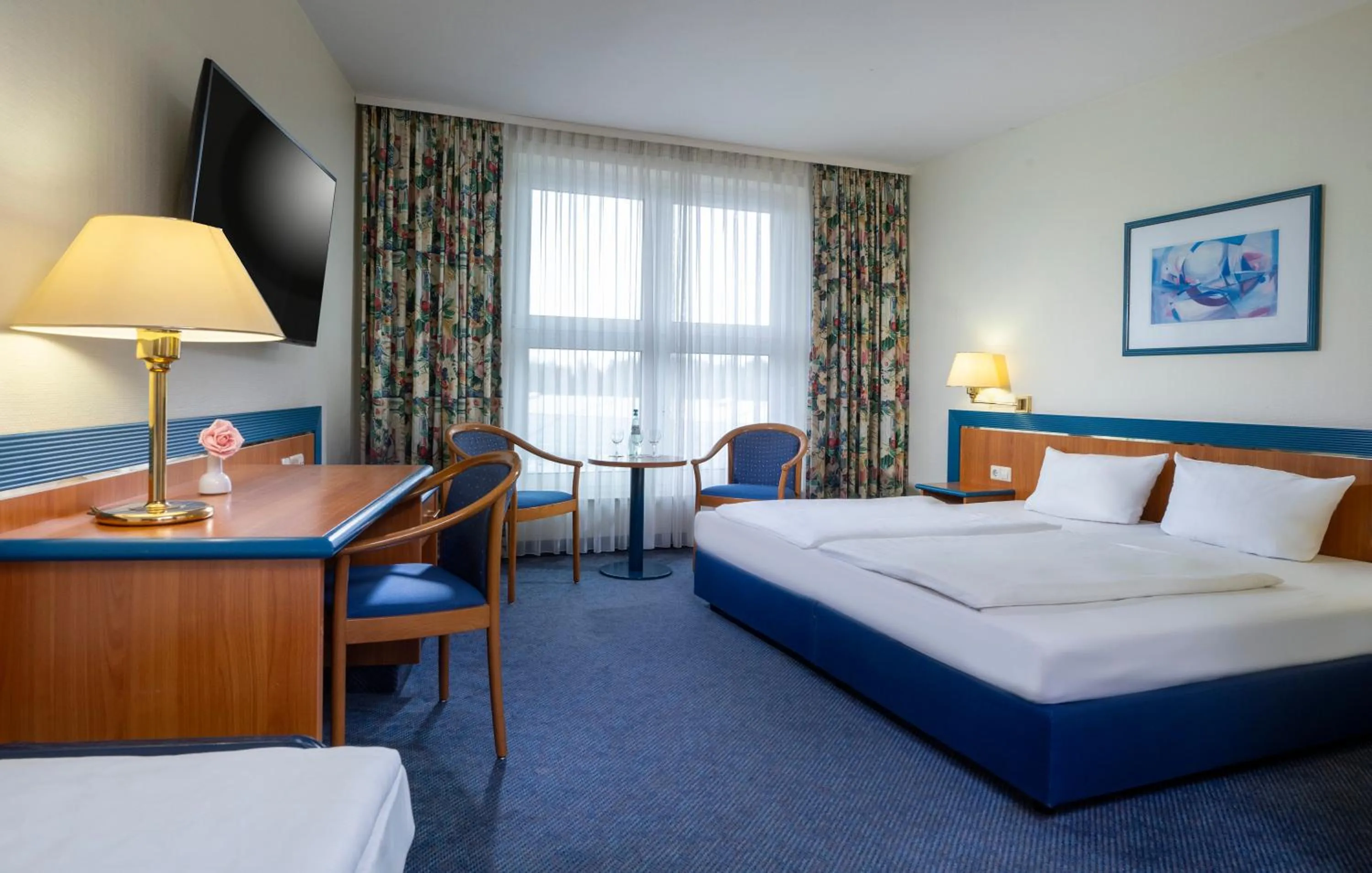 Photo of the whole room, Bed in Wyndham Garden Wismar